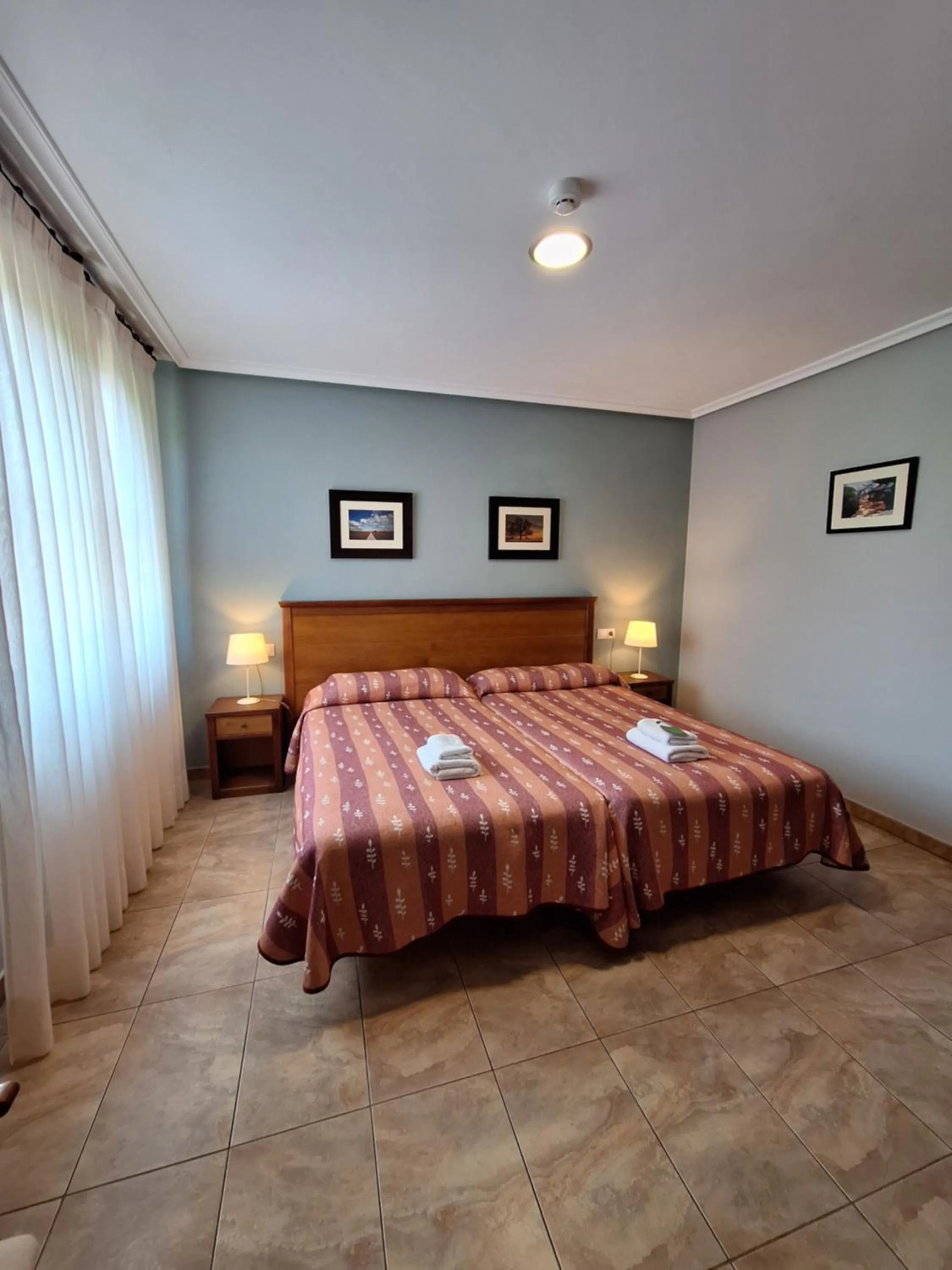 Bed in Hostal Europa