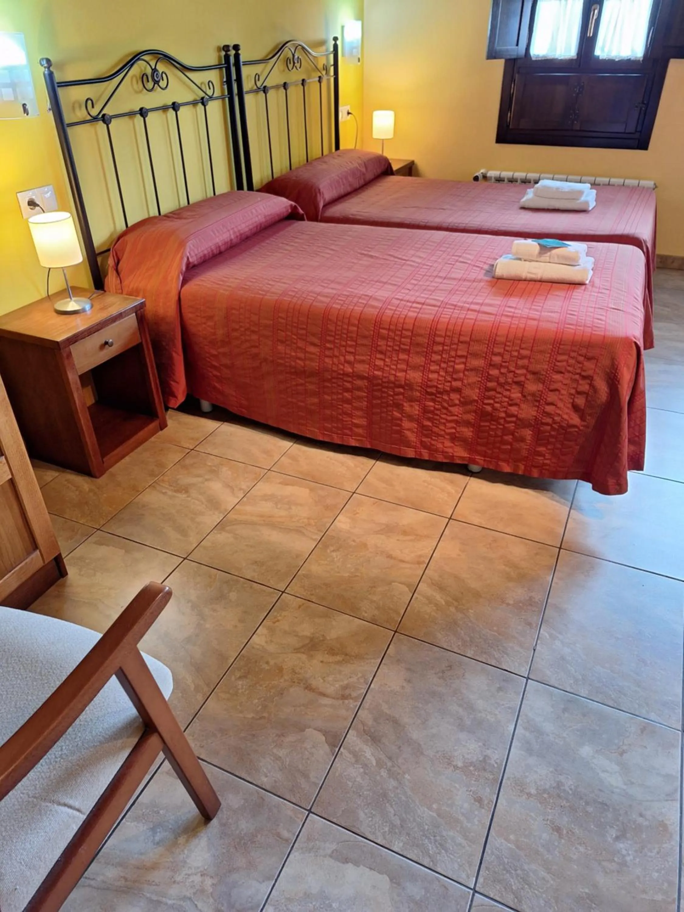 Bed in Hostal Europa