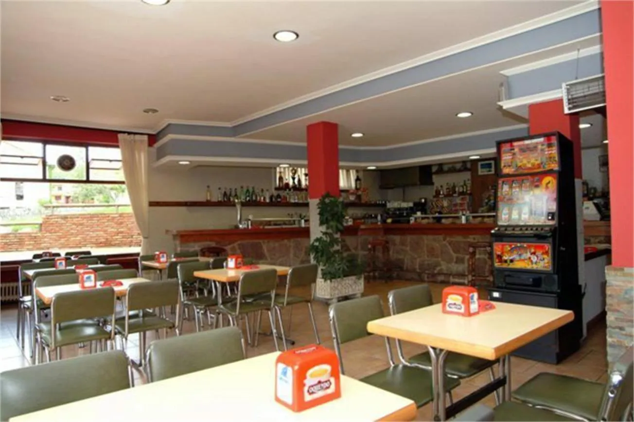 Lounge or bar in Hostal Europa