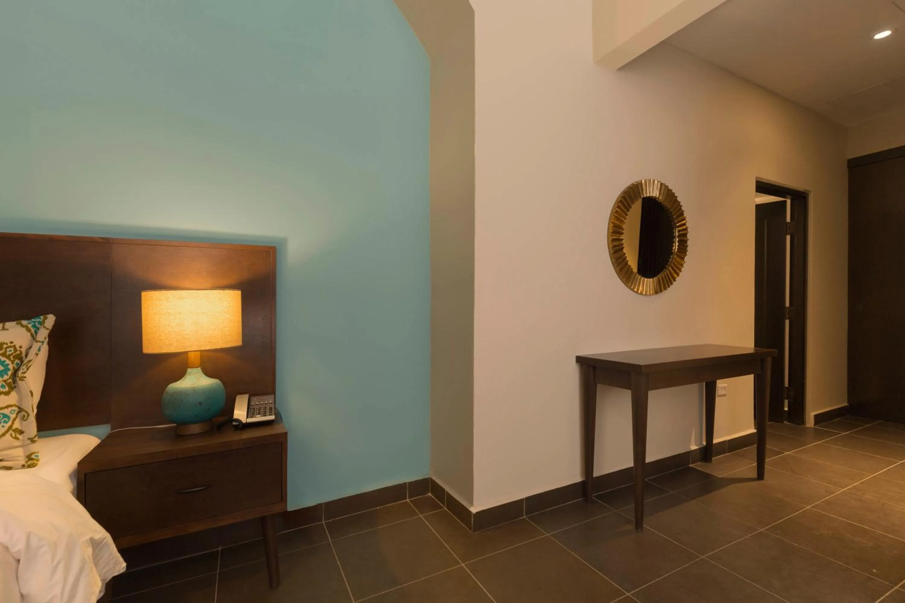 Bedroom in Decanter Hotel