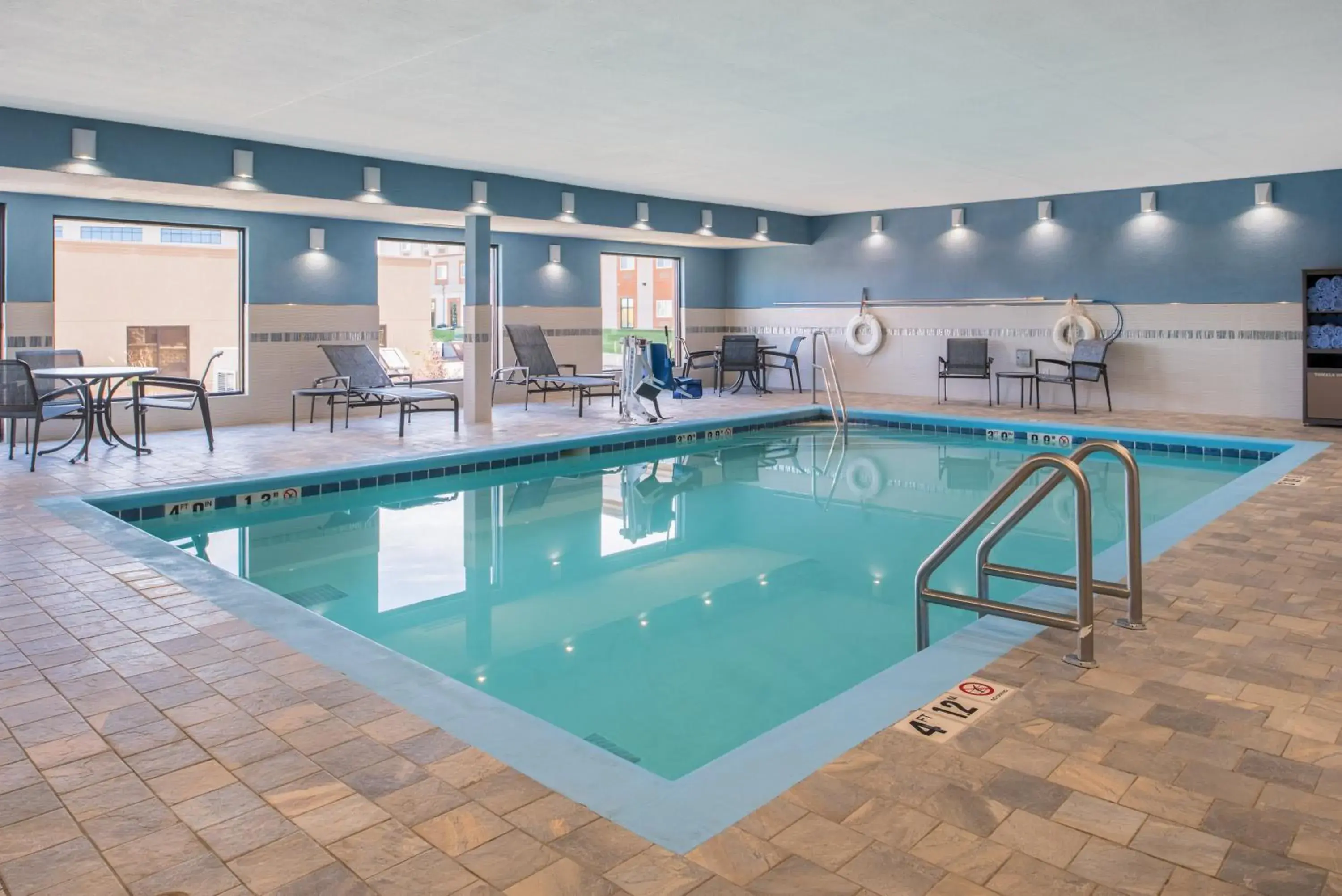 Swimming pool in Holiday Inn Express Hotel & Suites Bismarck by IHG Swimming pool in Holiday Inn Express Hotel & Suites Bismarck by IHG