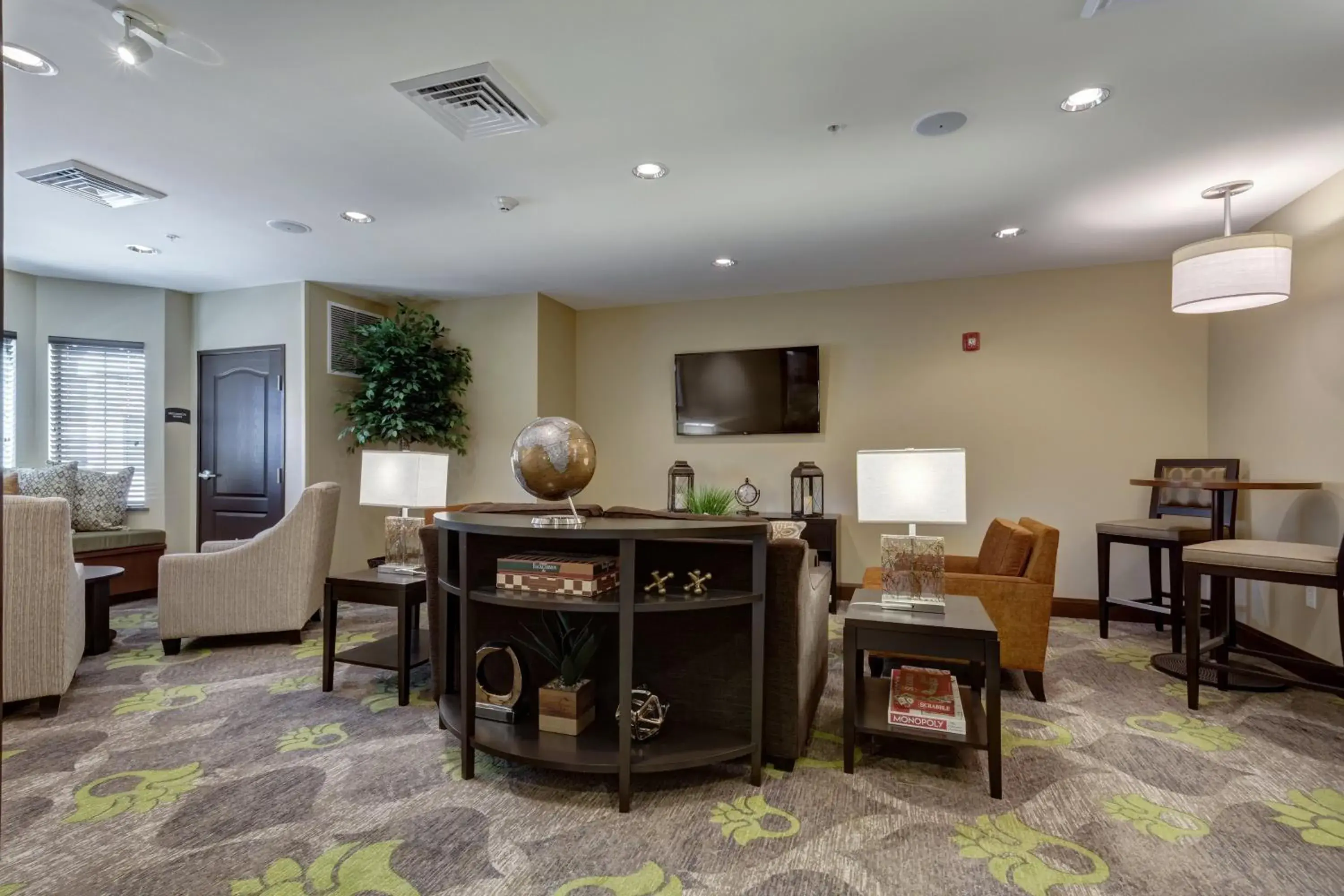 Lobby or reception in Staybridge Suites St Louis - Westport by IHG Lobby or reception in Staybridge Suites St Louis - Westport by IHG