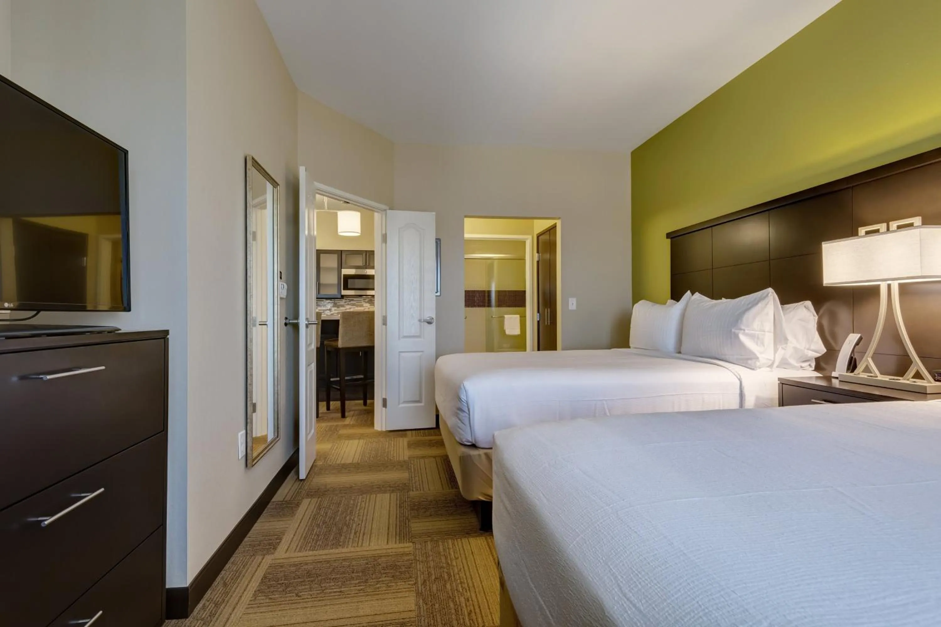 Photo of the whole room, Bed in Staybridge Suites St Louis - Westport by IHG