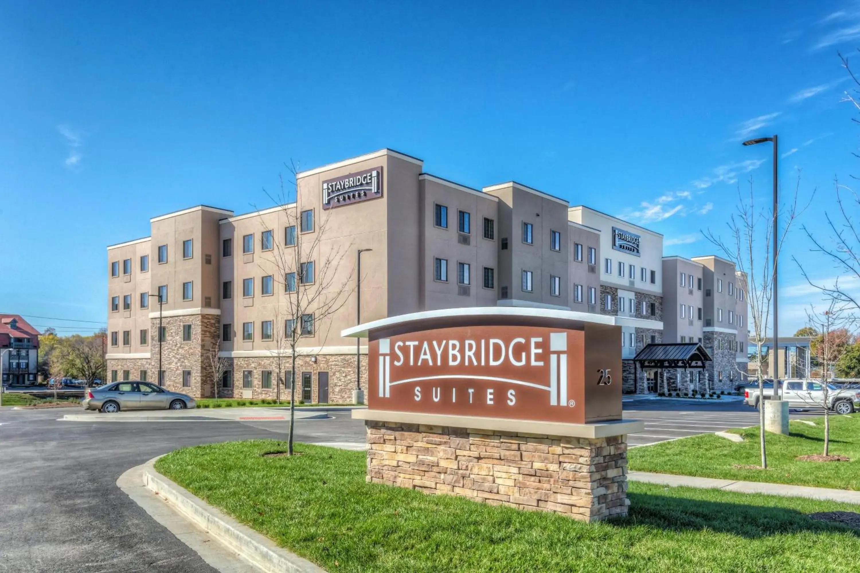 Property building in Staybridge Suites St Louis - Westport by IHG Property building in Staybridge Suites St Louis - Westport by IHG