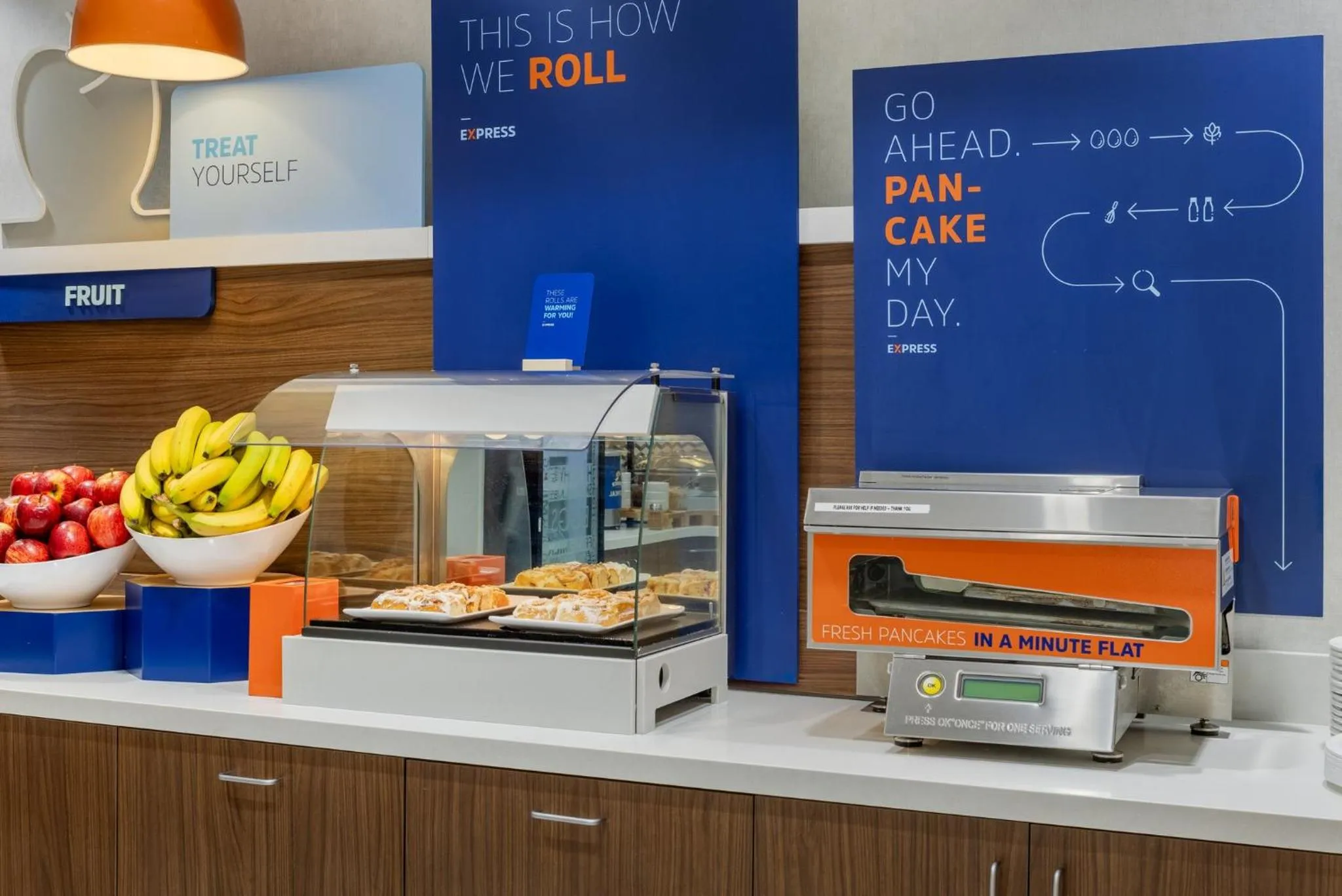 Breakfast in Holiday Inn Express & Suites Ottawa East-Orleans by IHG