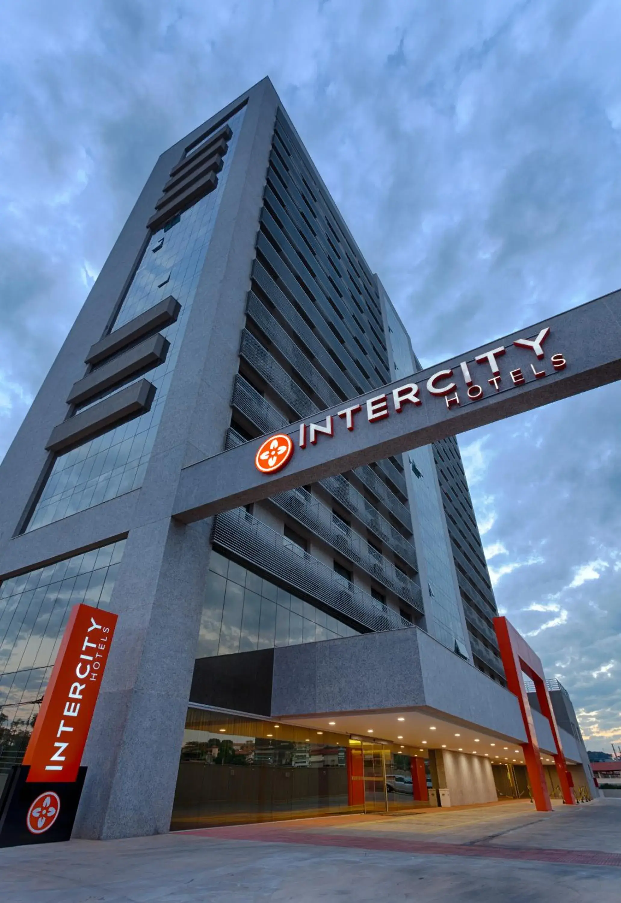 Facade/entrance in Intercity BH Expo Facade/entrance in Intercity BH Expo