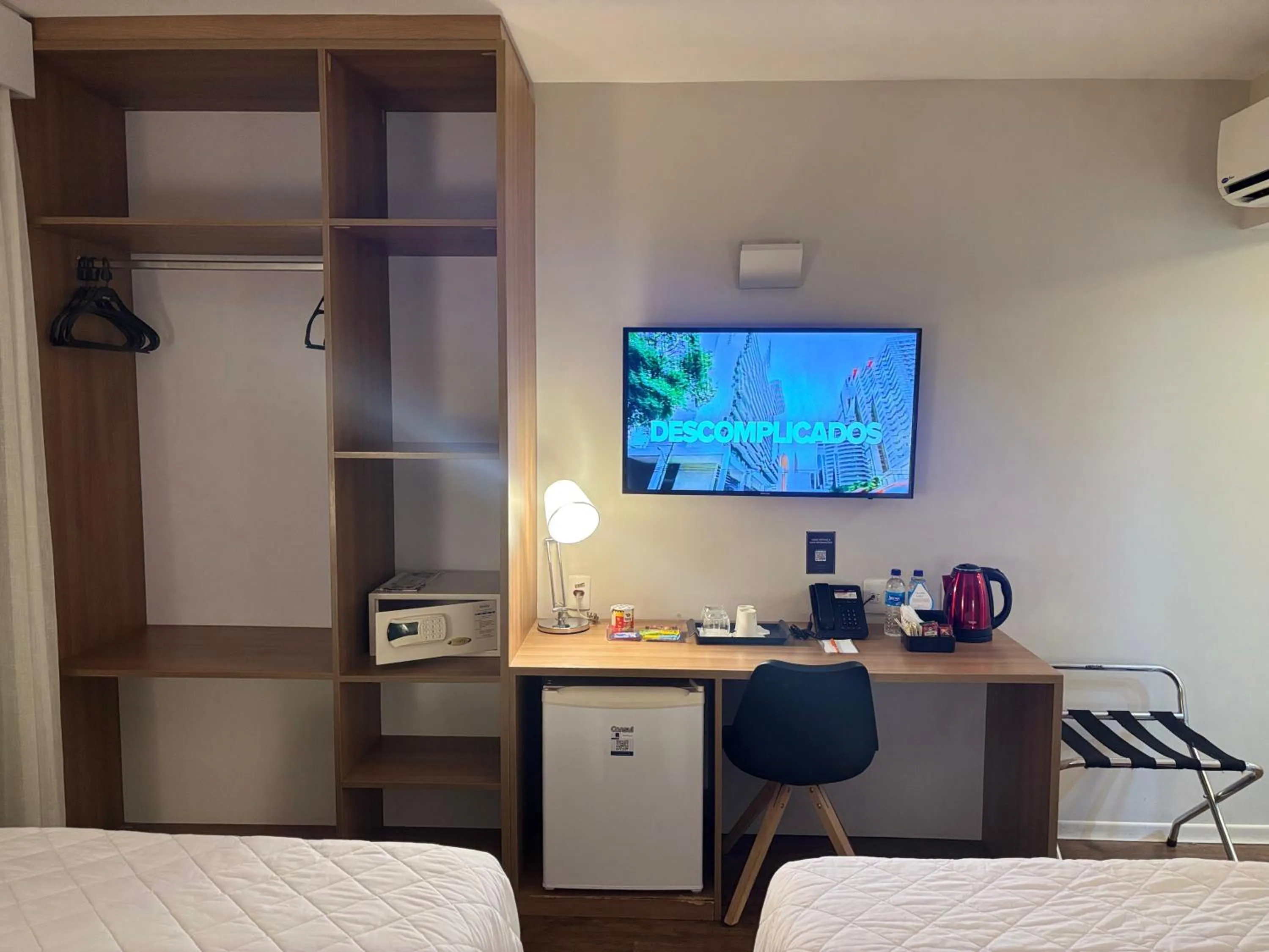 Bedroom, Bed in Intercity BH Expo