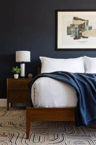 The Courier Hotel