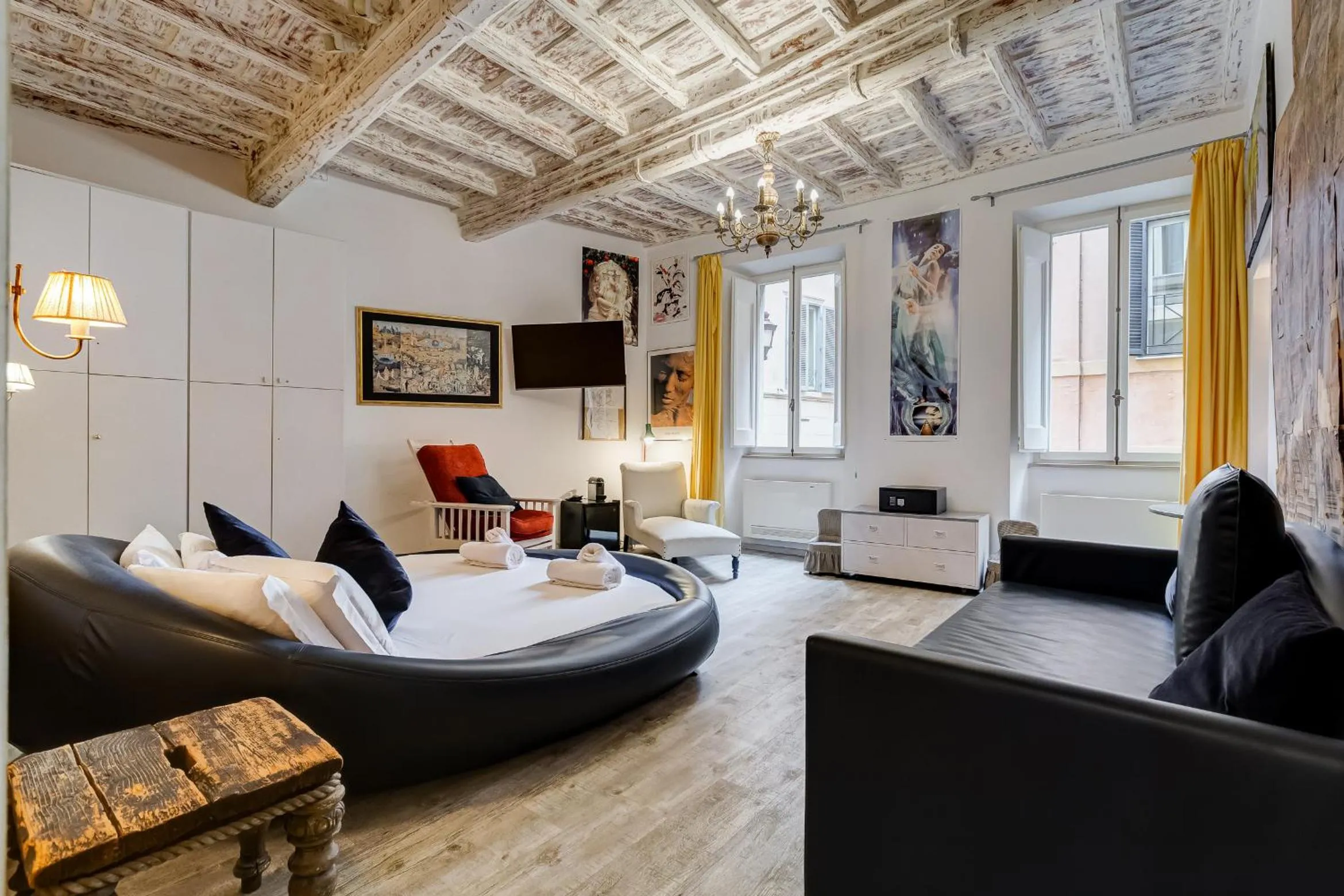 Trevi Art Suite