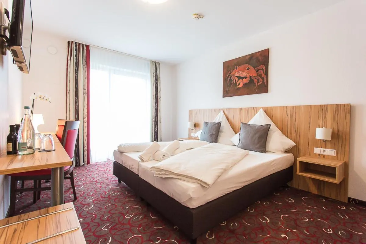 Photo of the whole room, Bed in Schäfer Boardinghouse