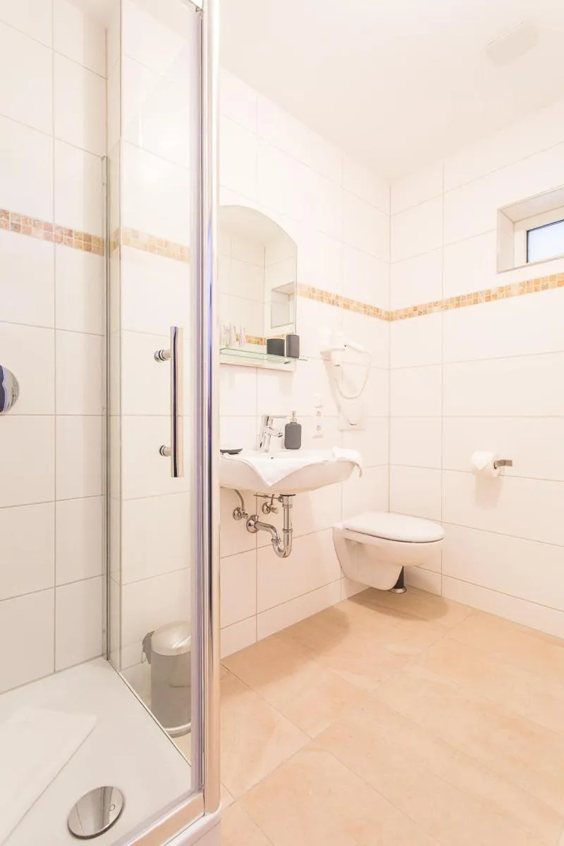 Bathroom in Schäfer Boardinghouse