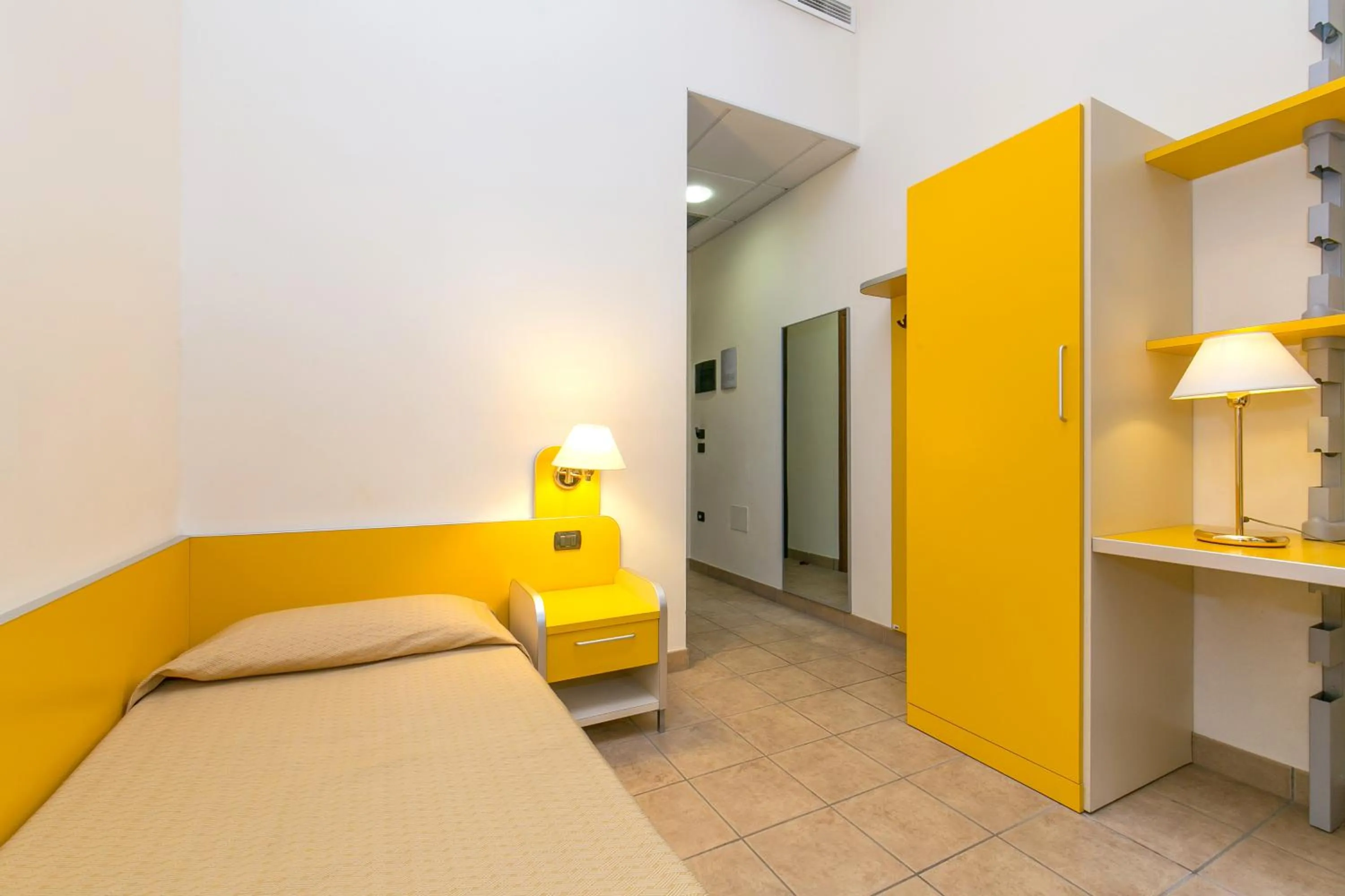 Bedroom, Bed in Isola di San Servolo - Centro Soggiorno