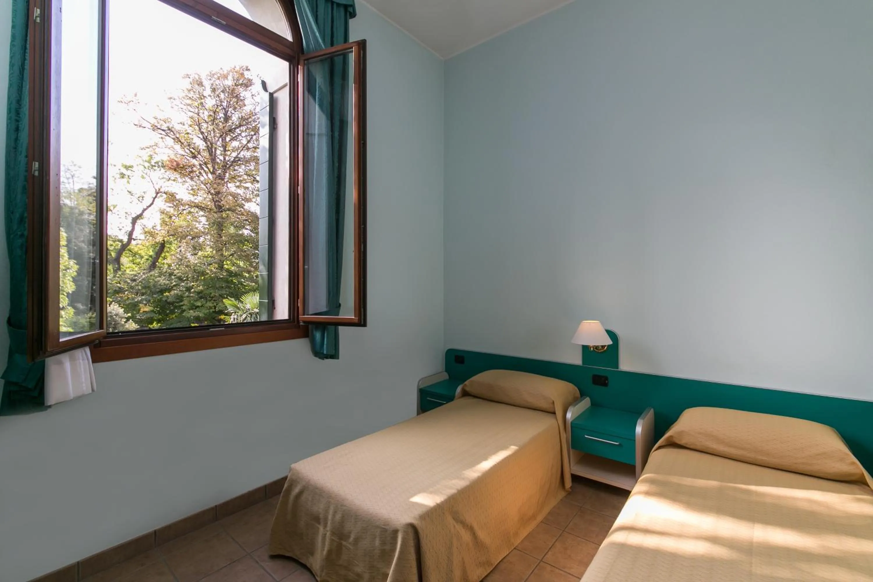 Bedroom, Bed in Isola di San Servolo - Centro Soggiorno