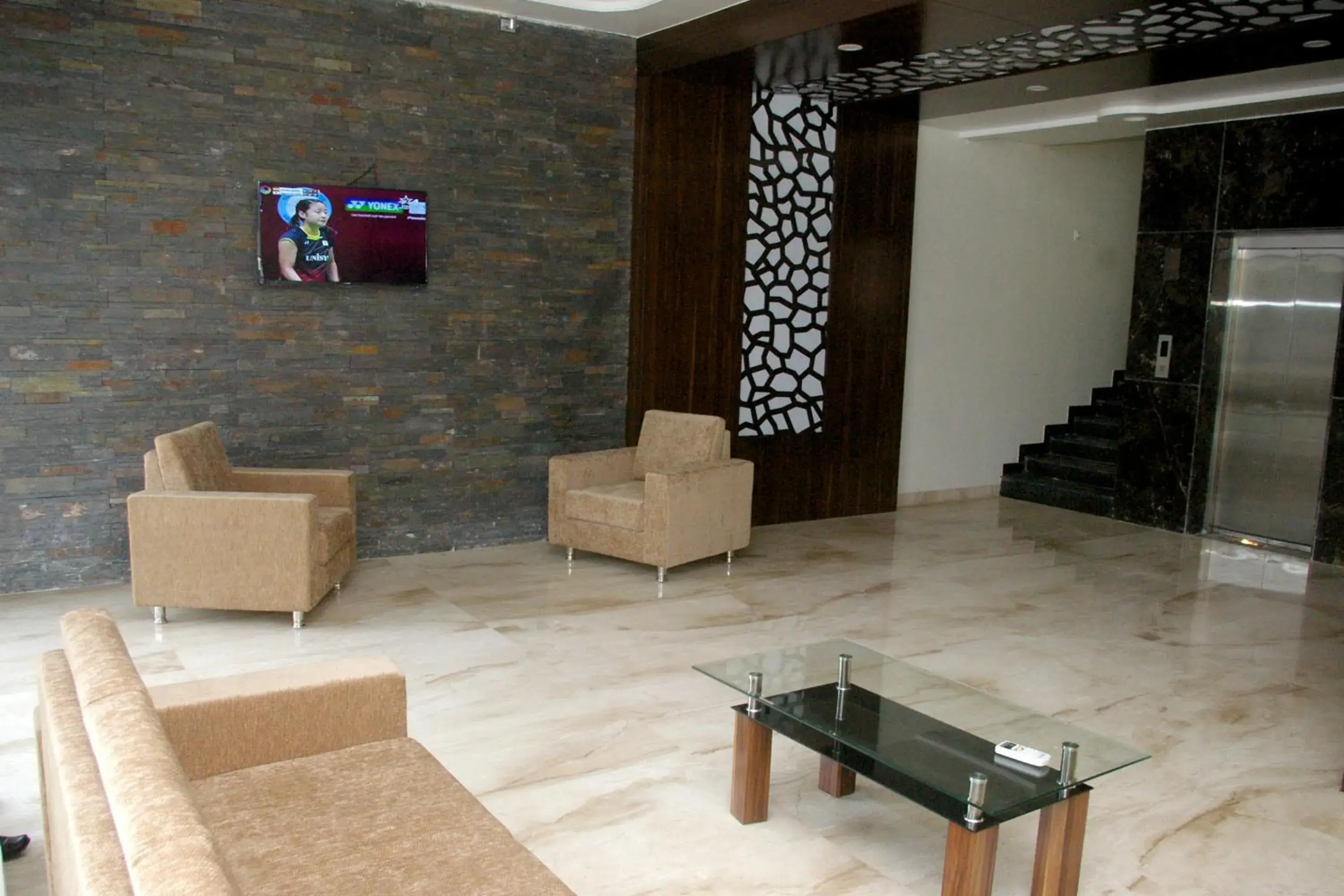 Lobby or reception in Hotel Gulmohar Pride Lobby or reception in Hotel Gulmohar Pride