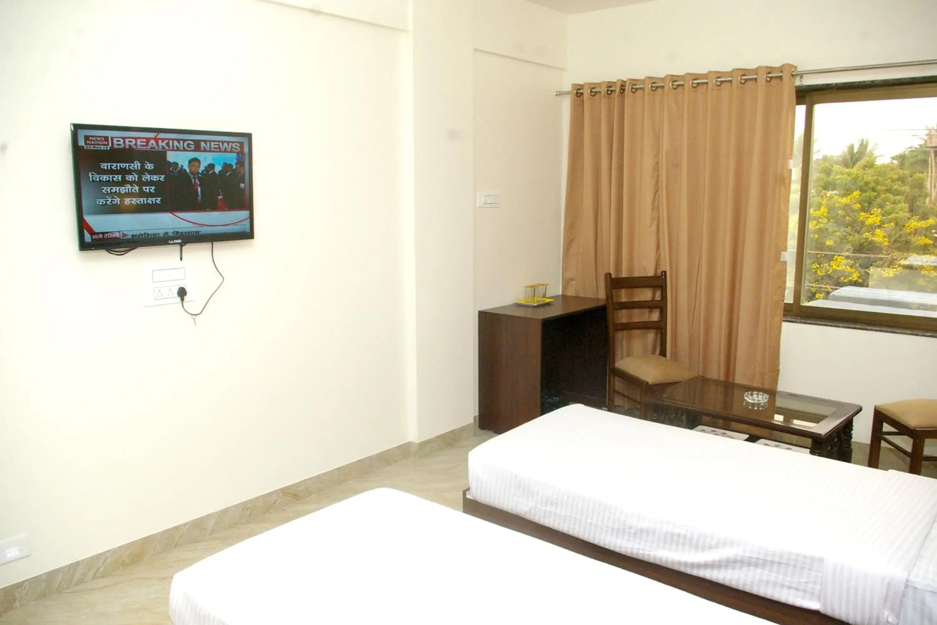 Bed in Hotel Gulmohar Pride Bed in Hotel Gulmohar Pride