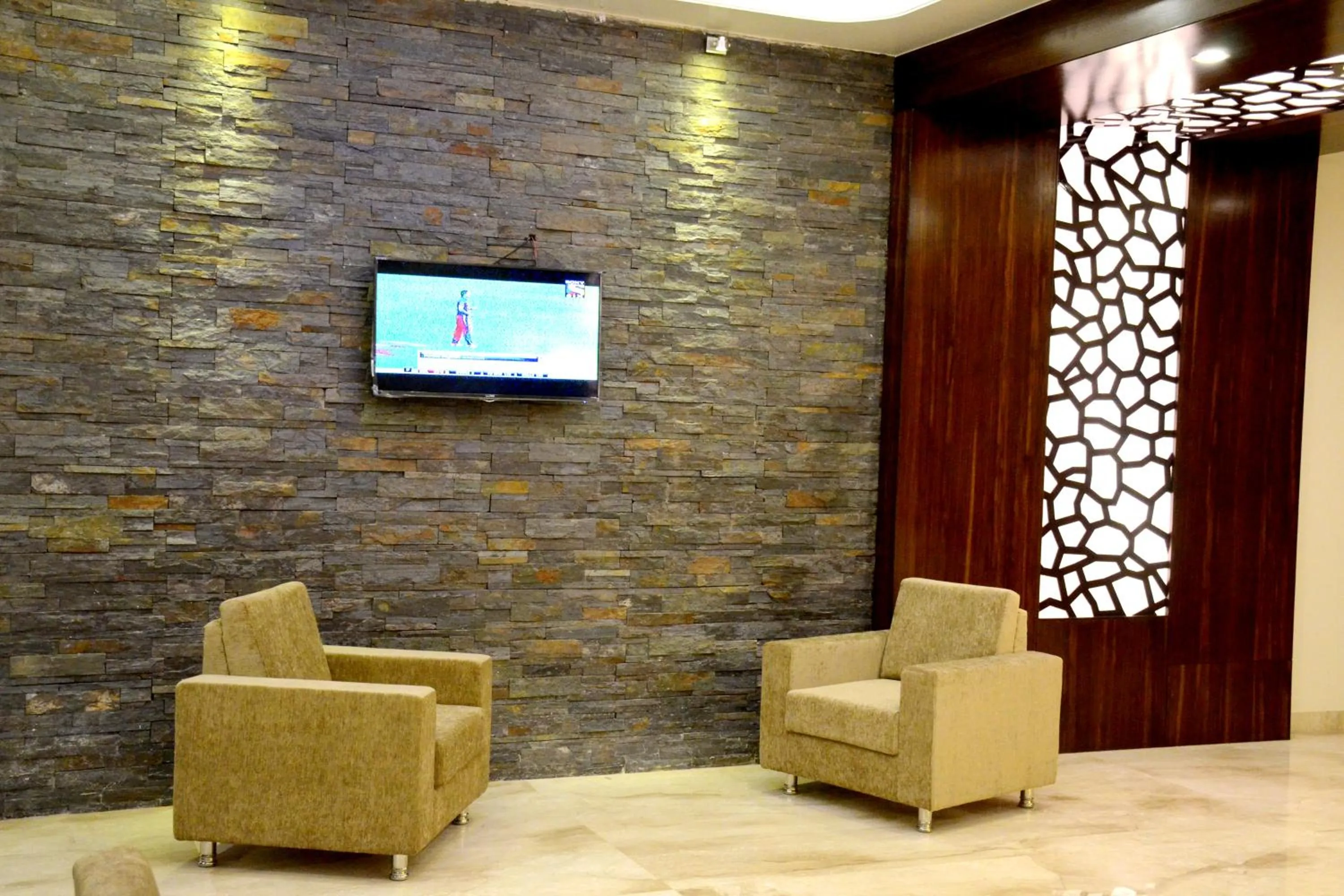 Lounge or bar in Hotel Gulmohar Pride