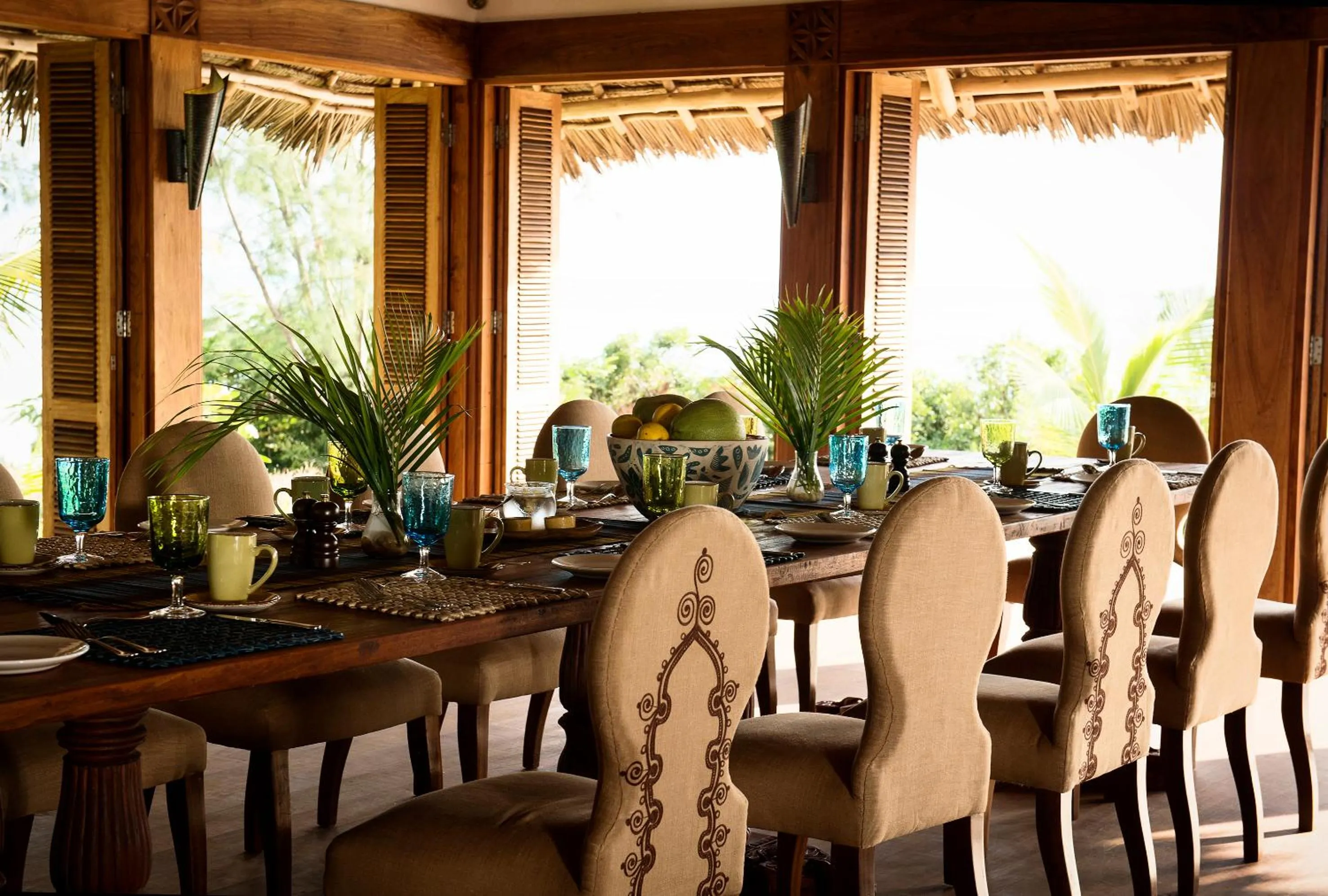 Restaurant/places to eat in Qambani Luxury Resort