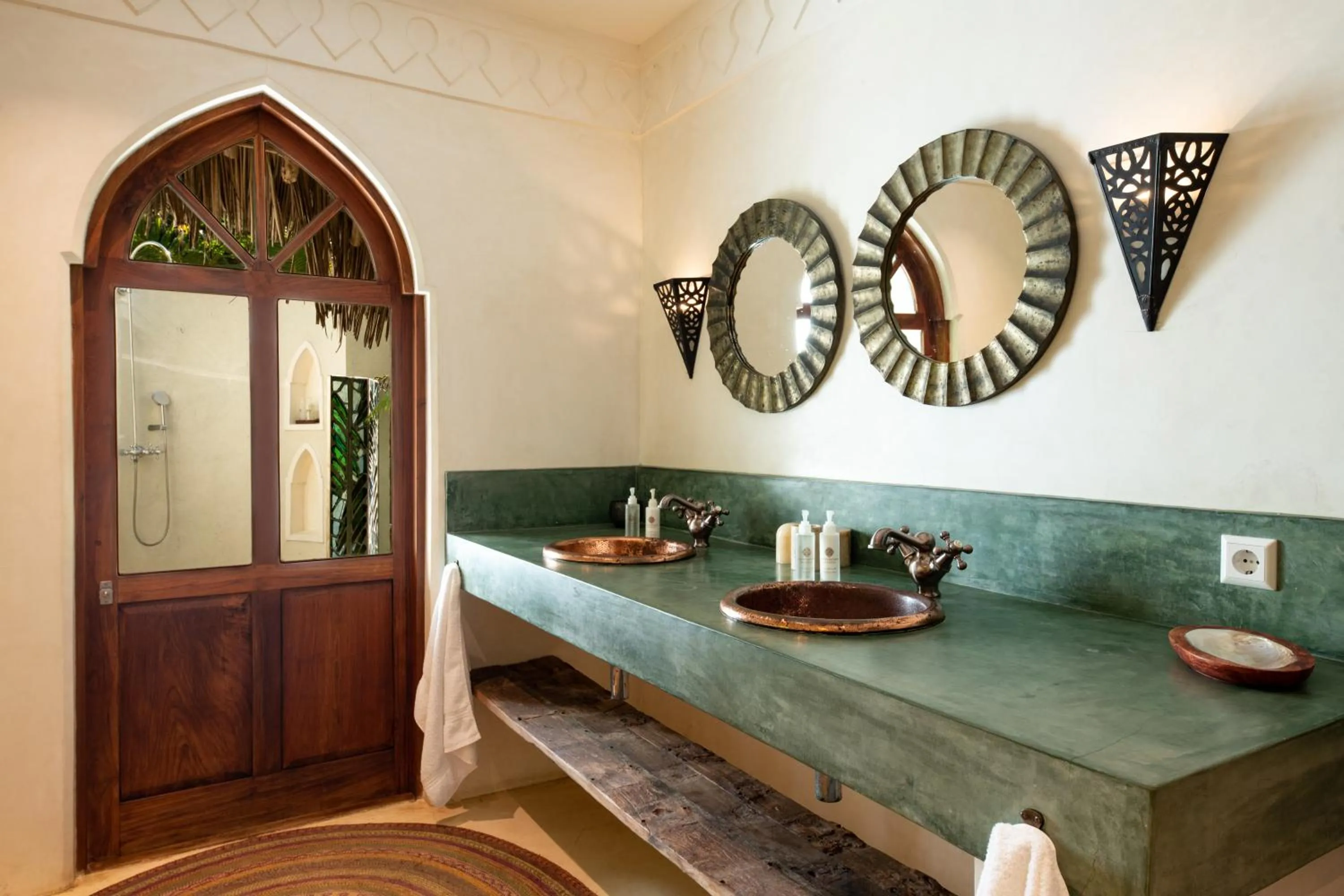 Bathroom in Qambani Luxury Resort