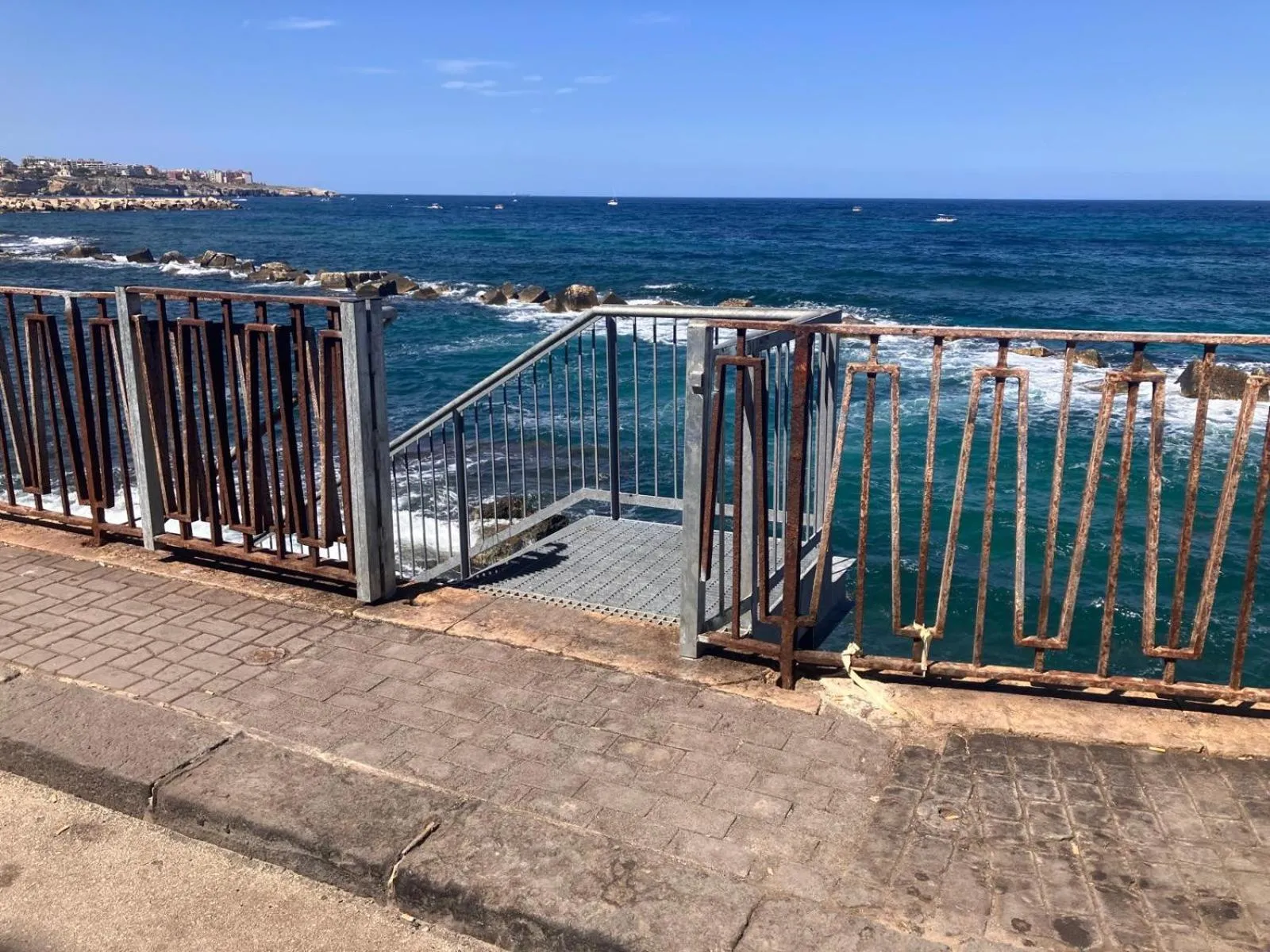 Tolomei House Holidays Sea View