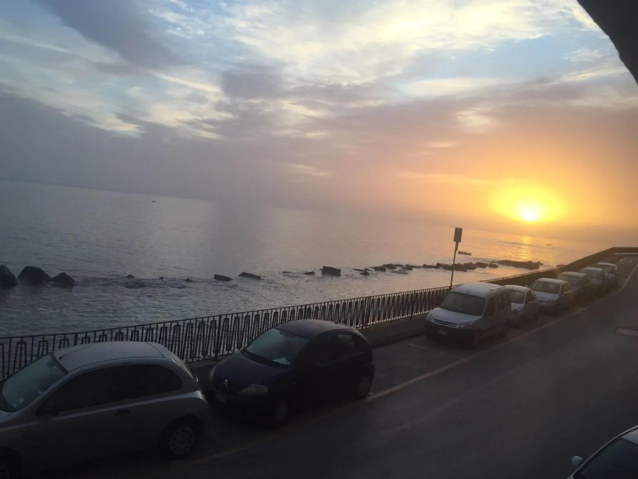 Tolomei House Holidays Sea View