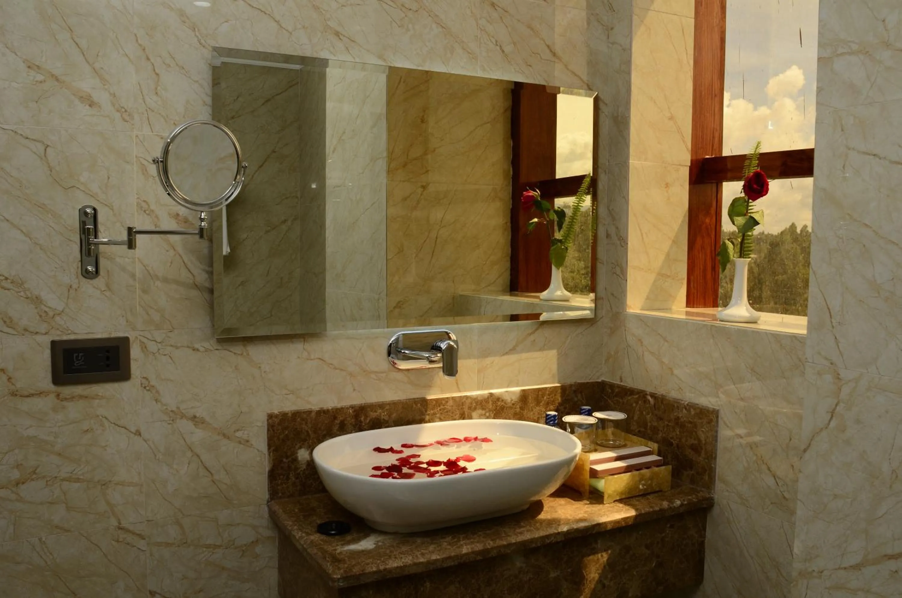 Bathroom in The White Rhino Hotel