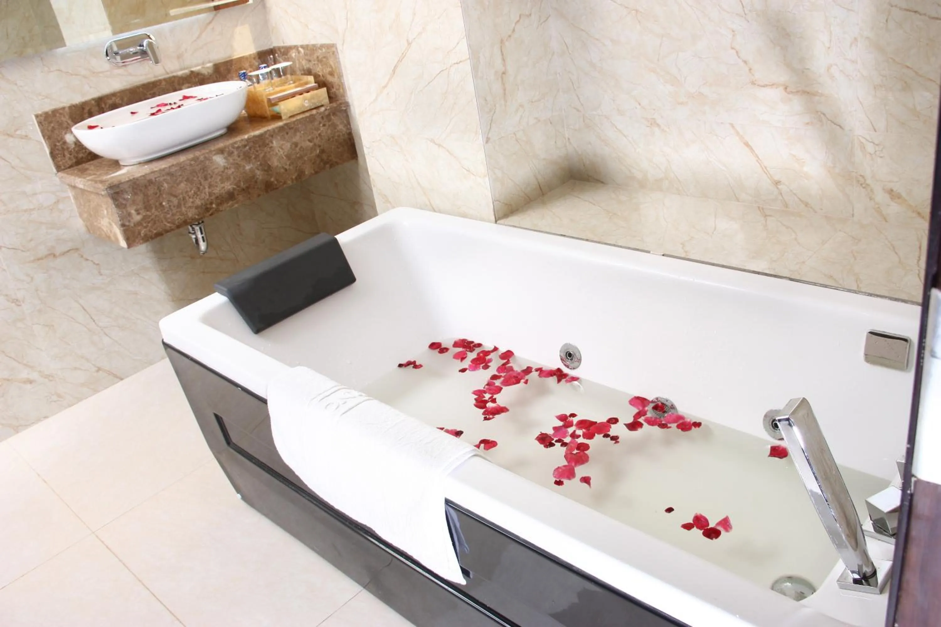 Bathroom in The White Rhino Hotel