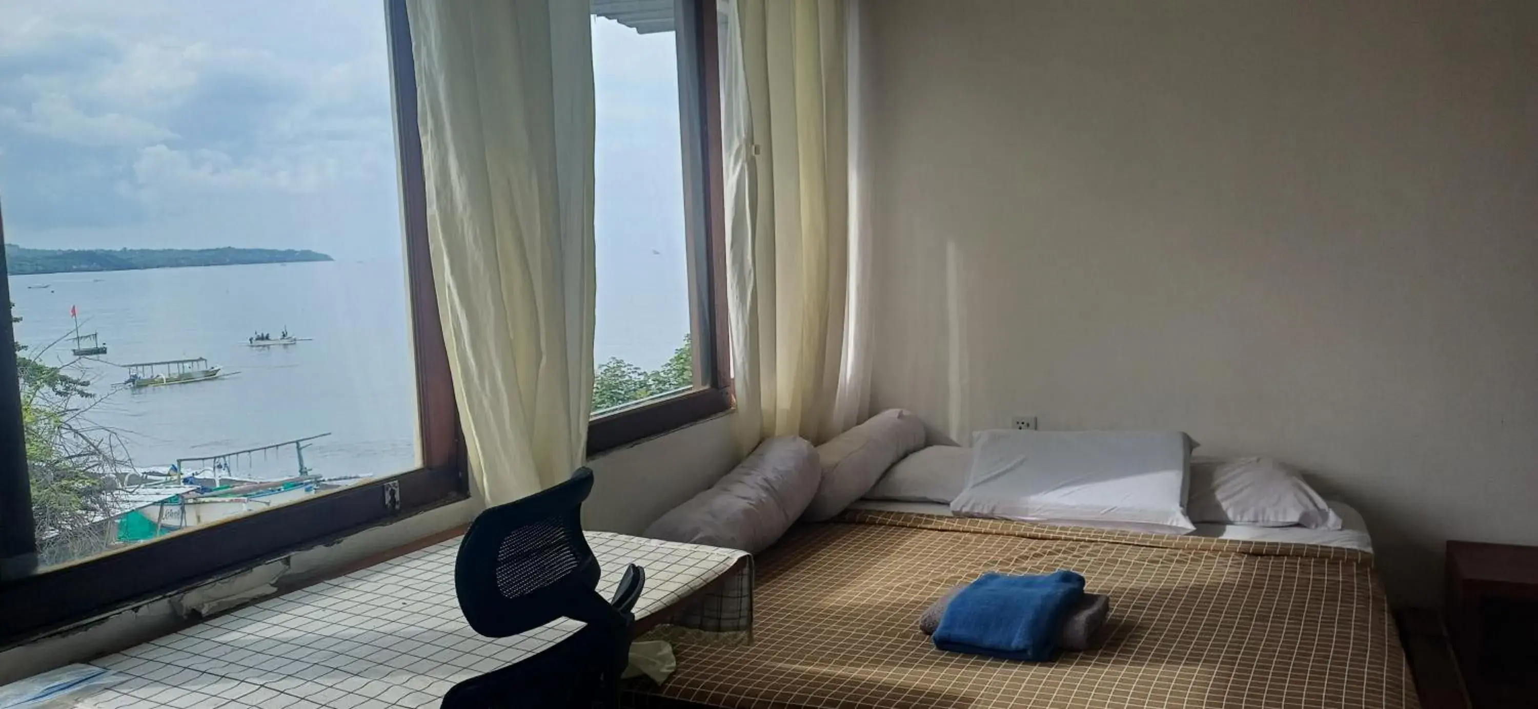 Bed in Amed Sari Beach Guesthouse Bed in Amed Sari Beach Guesthouse