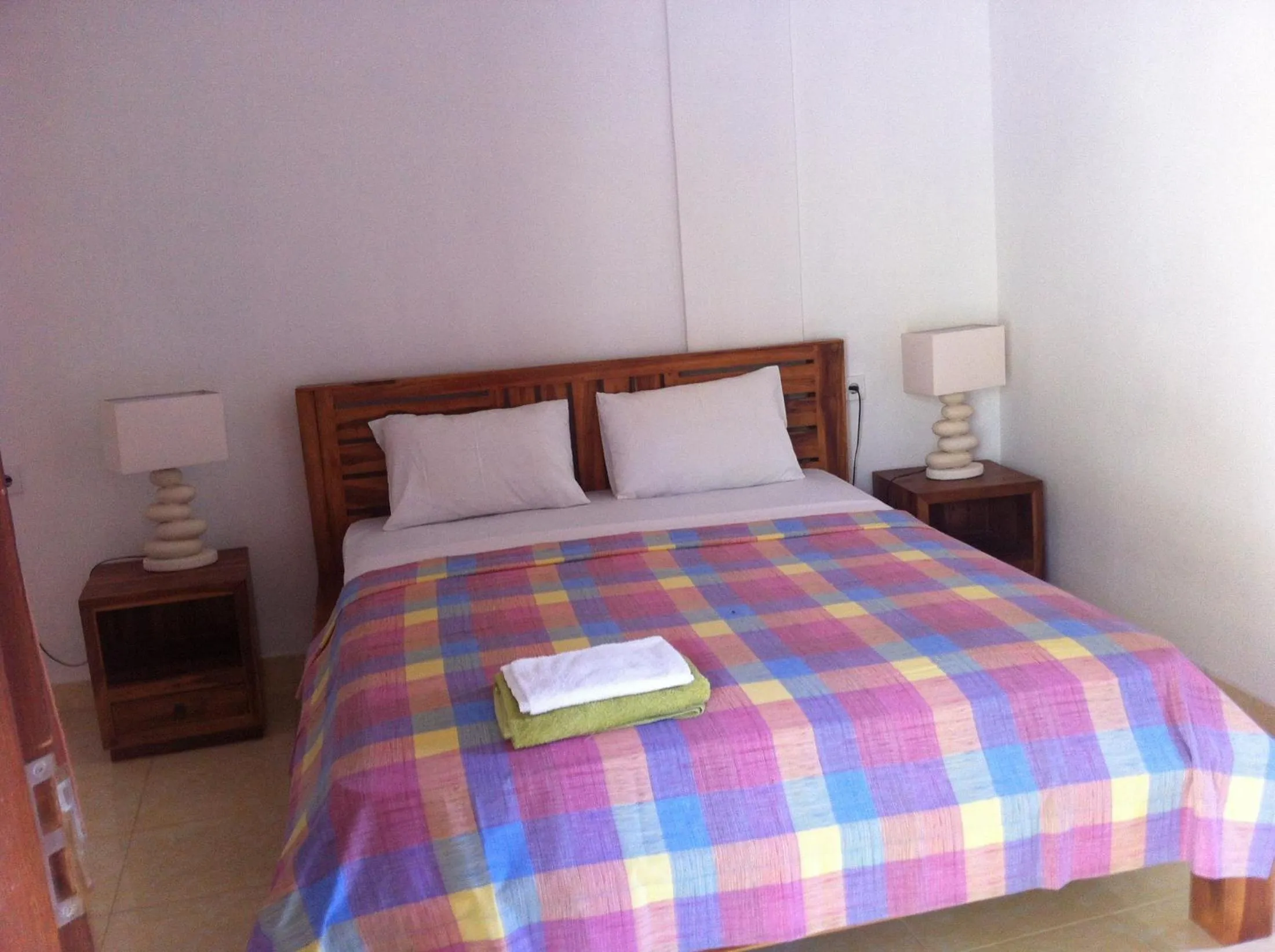 Bed in Amed Sari Beach Guesthouse