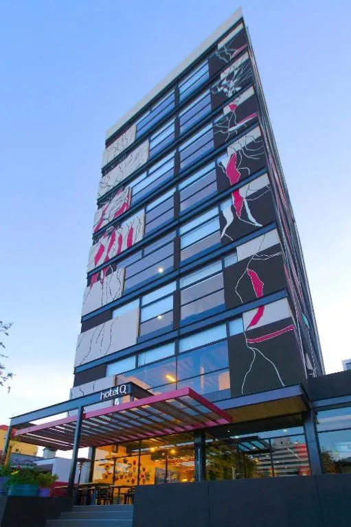 Property building in Casa Q