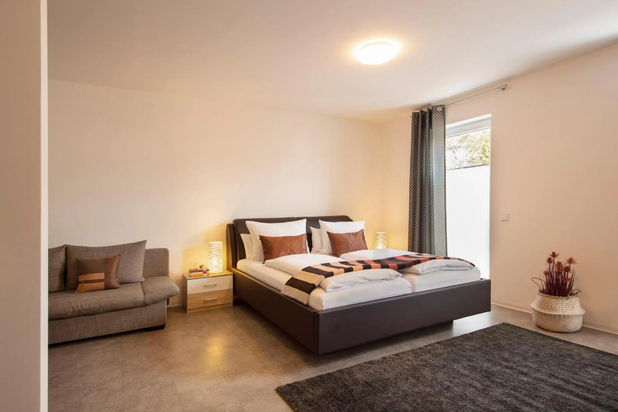 Bed in Hotel & Boarding House Schlosserwirt