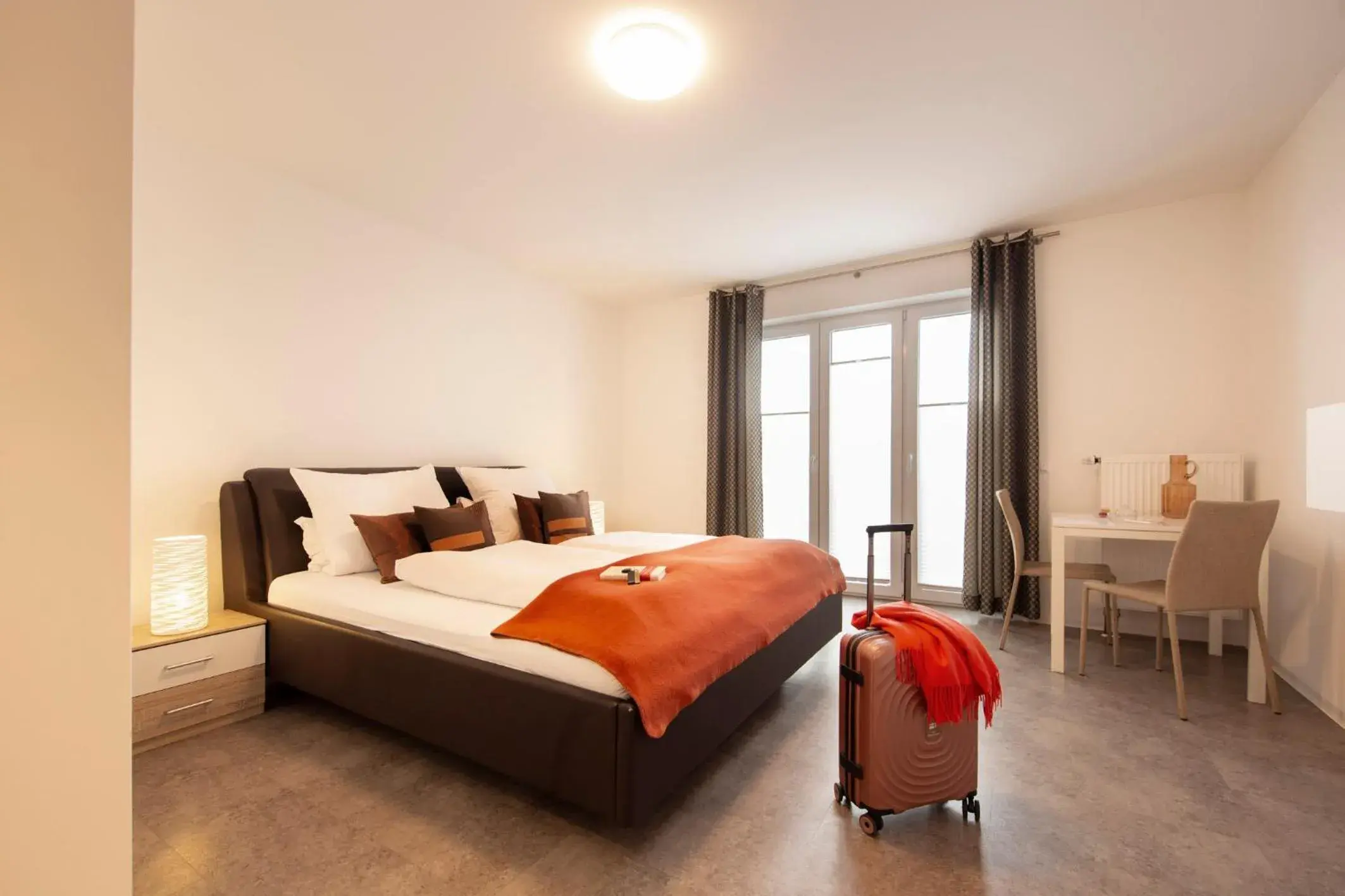 Deluxe Double Room - single occupancy in Hotel & Boarding House Schlosserwirt Deluxe Double Room - single occupancy in Hotel & Boarding House Schlosserwirt