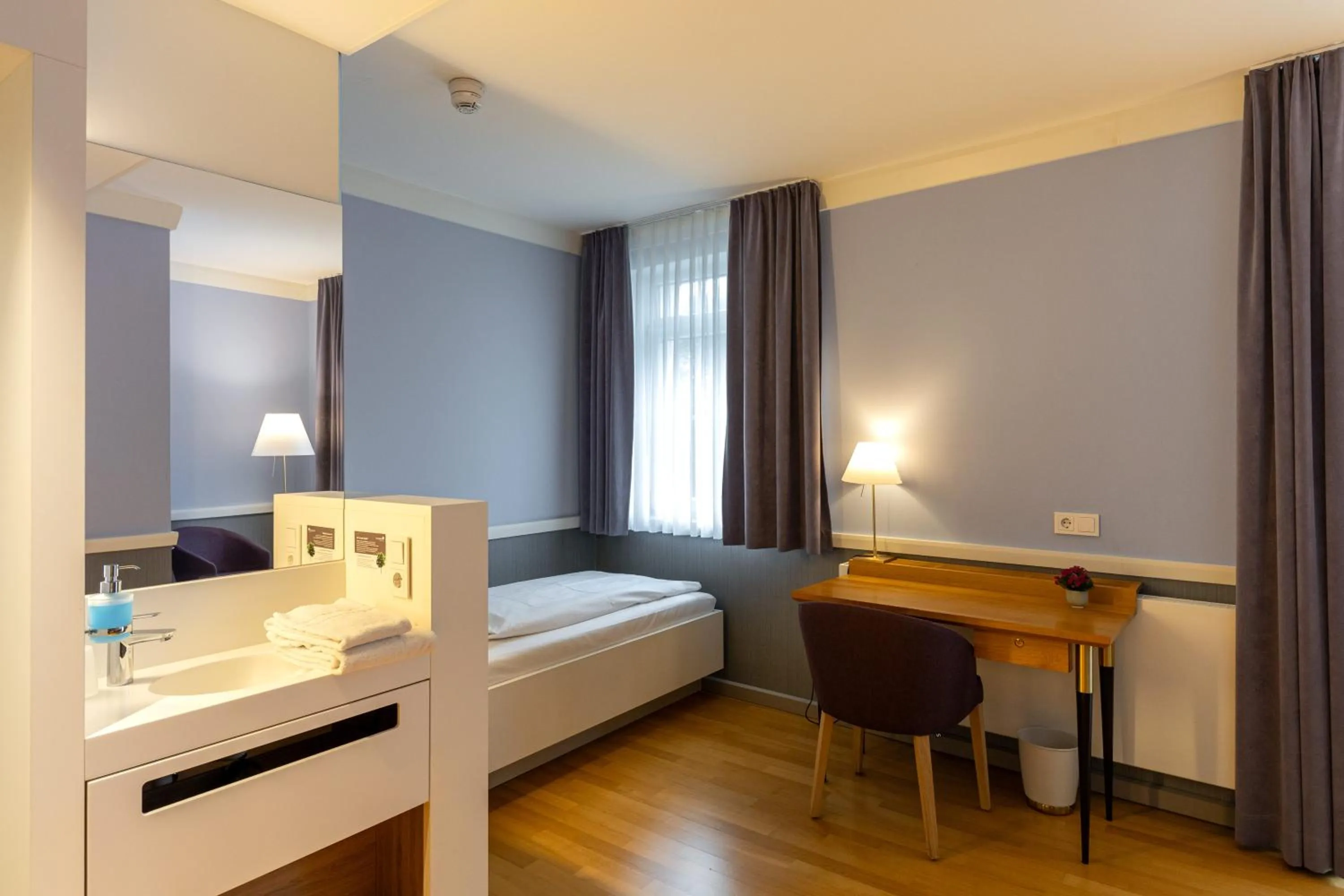 Photo of the whole room, Bed in Schönblick - Christliches Gästezentrum