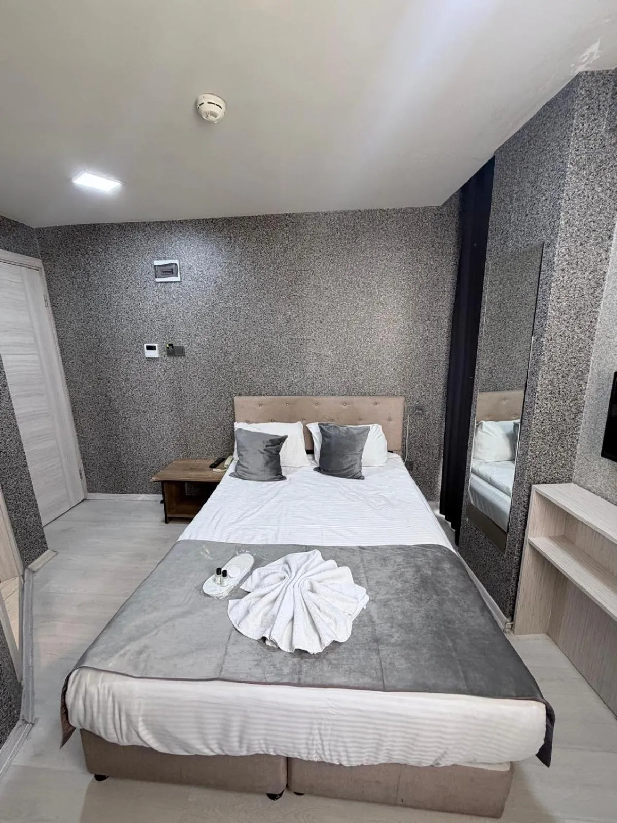 Double Room - single occupancy in Grand Ahi Hotel