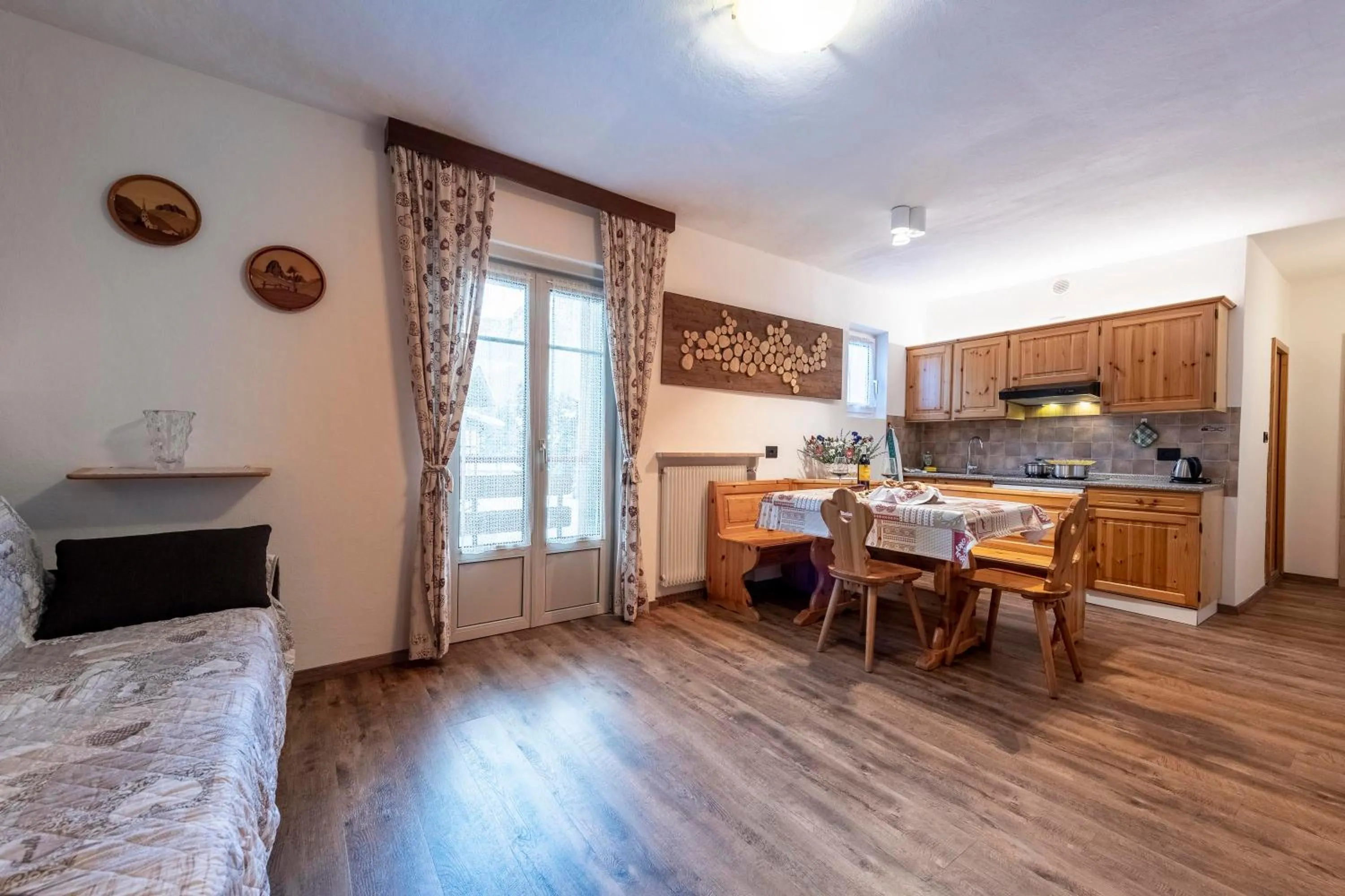 Kitchen or kitchenette in Appartamenti Residence La Roggia