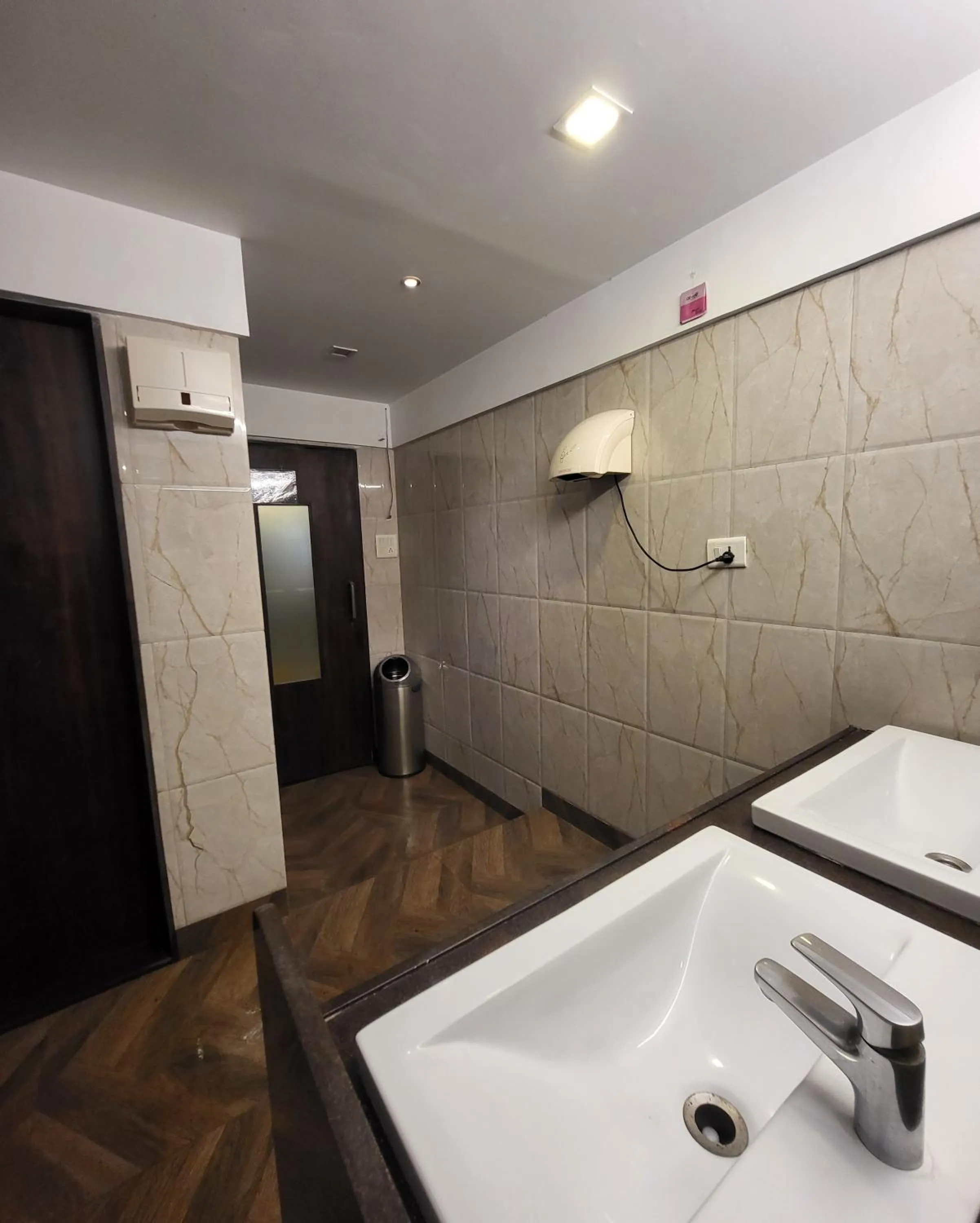 People in Hotel Maharana Inn Chembur