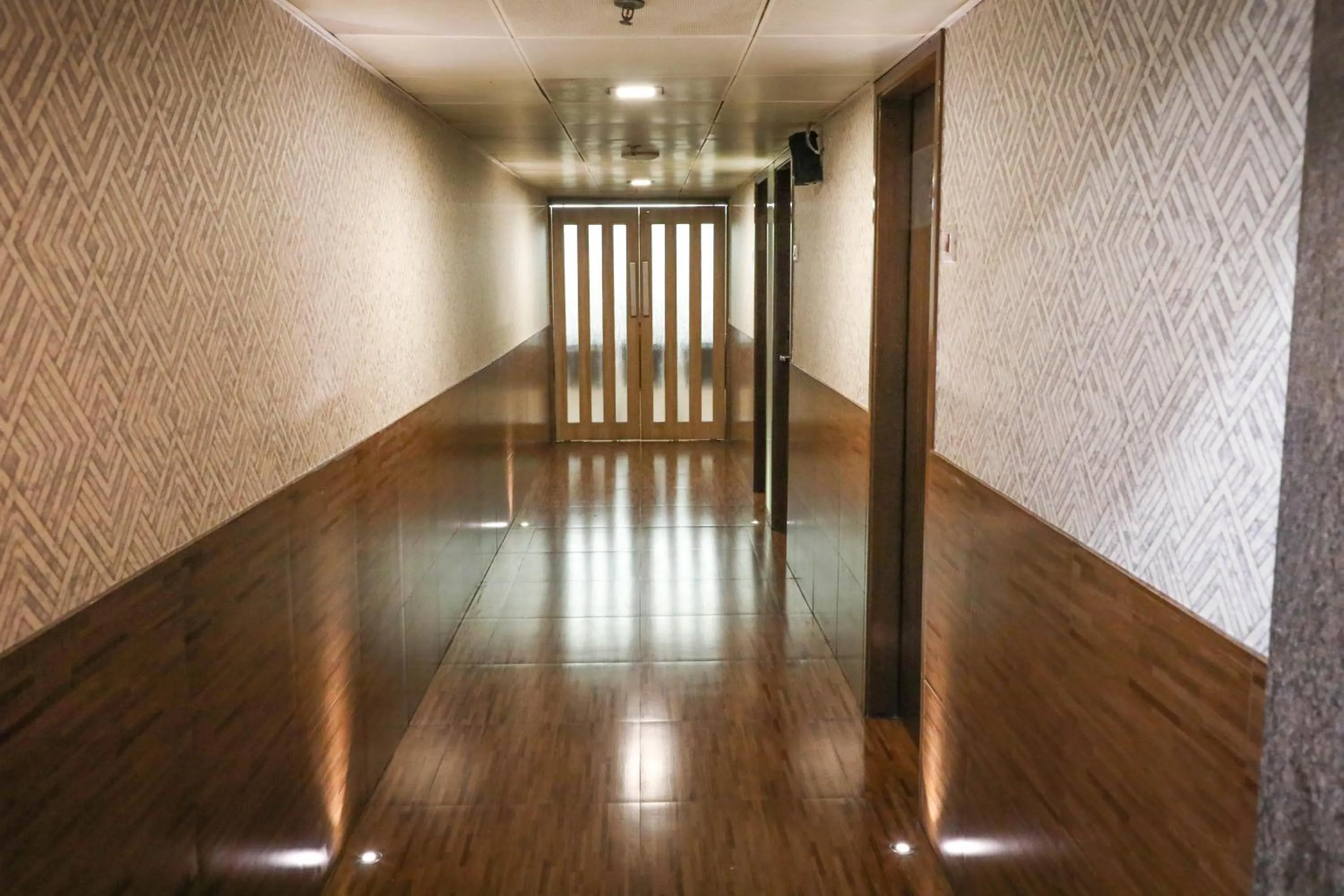 Floor plan in Hotel Maharana Inn Chembur