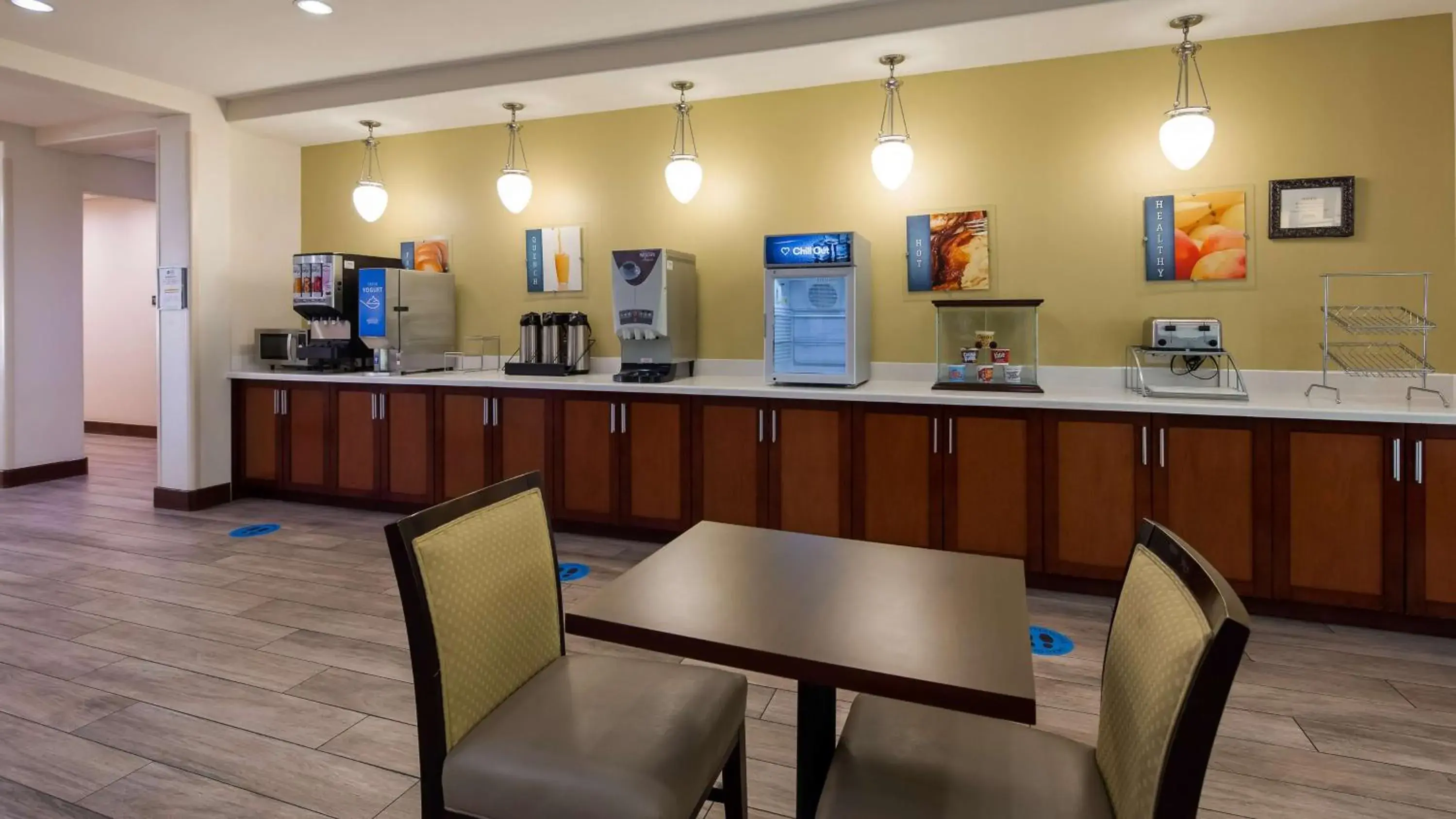 Restaurant/places to eat in Best Western Plus Spring Inn & Suites Restaurant/places to eat in Best Western Plus Spring Inn & Suites