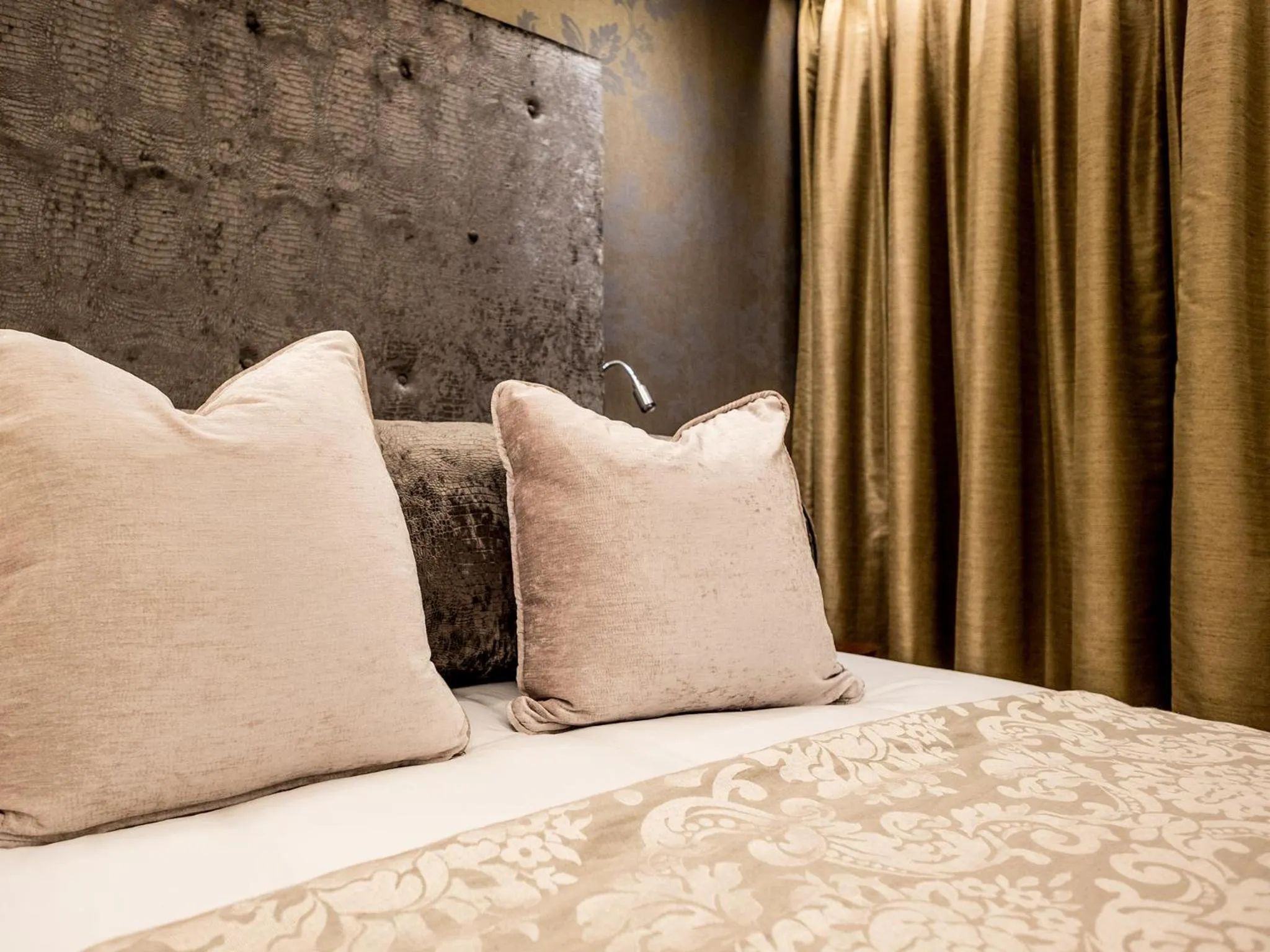 Bedroom, Bed in Kimberley Anne Hotel