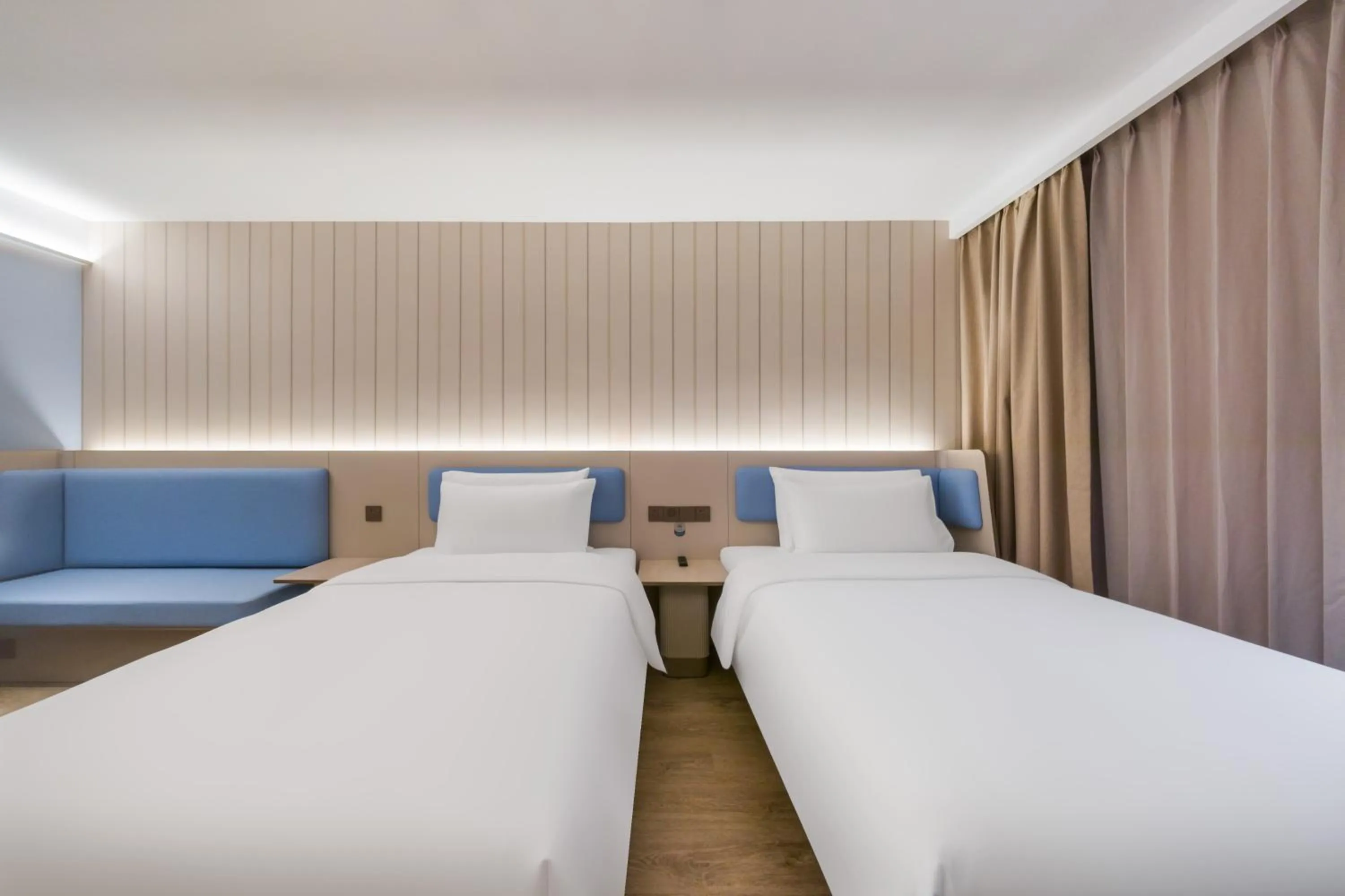 Hanting Hotel Shanghai People Square