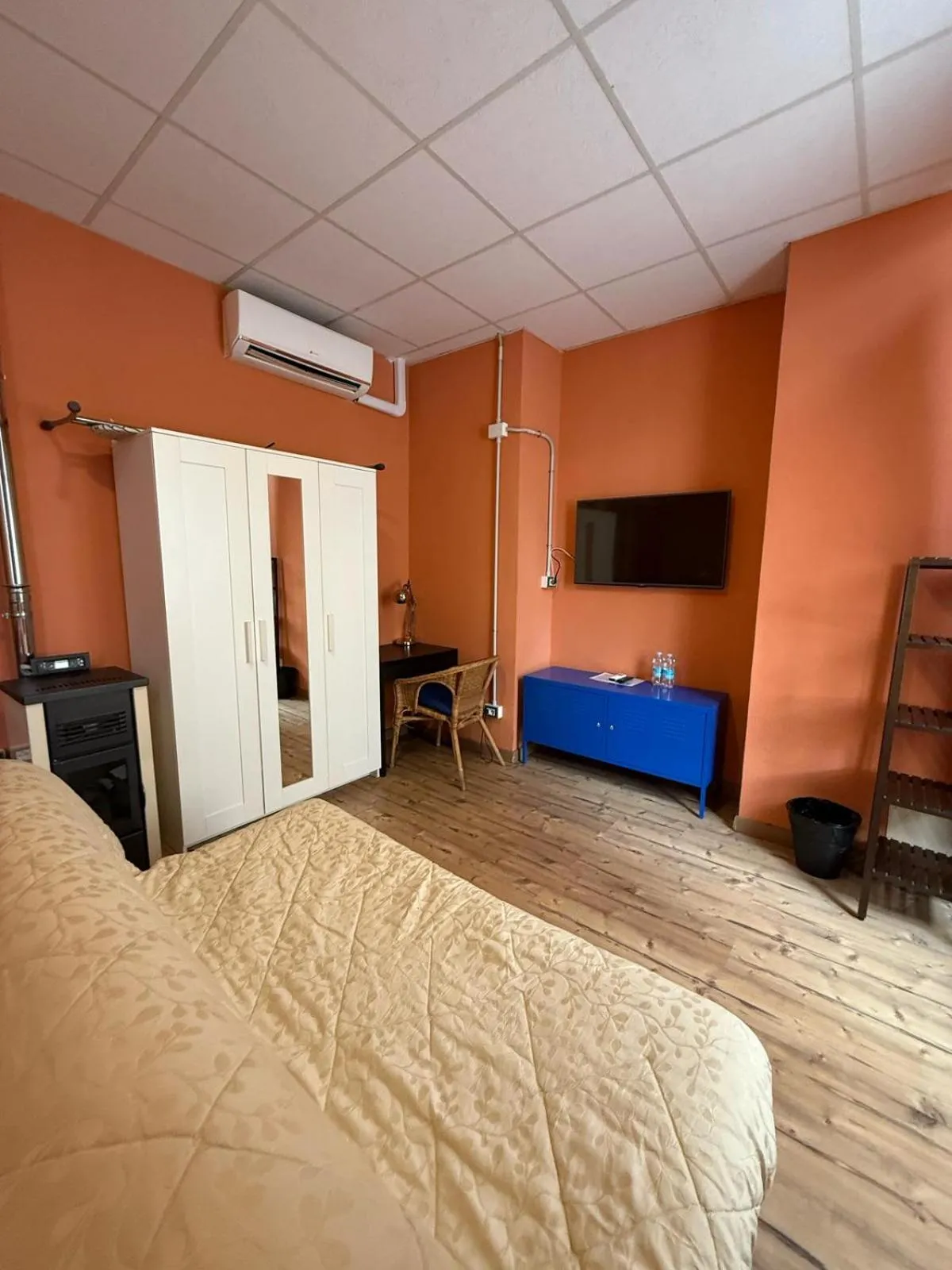 Bed in Andres Guest House Sanremo