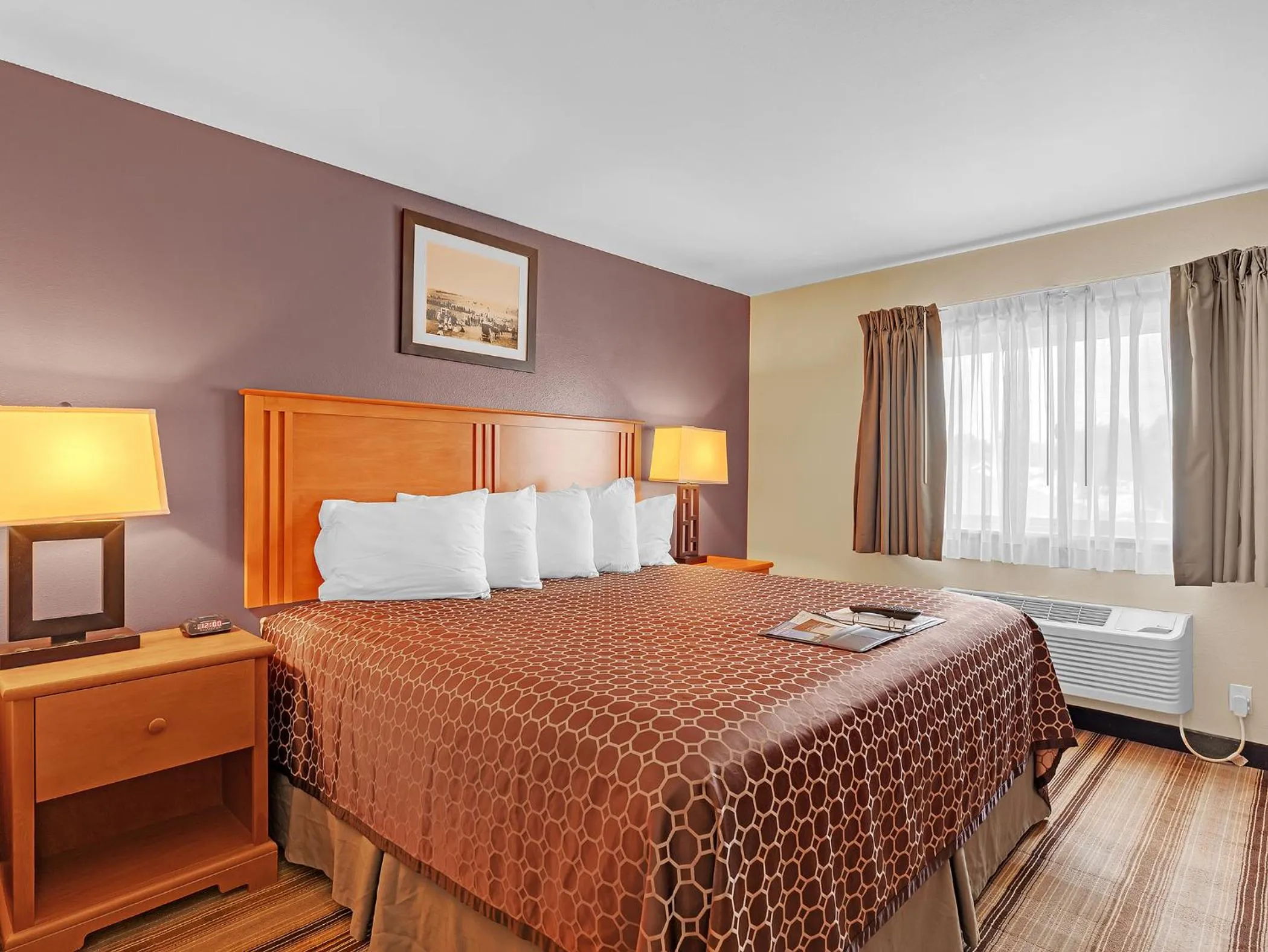 Bed in Bowman Lodge & Convention Center