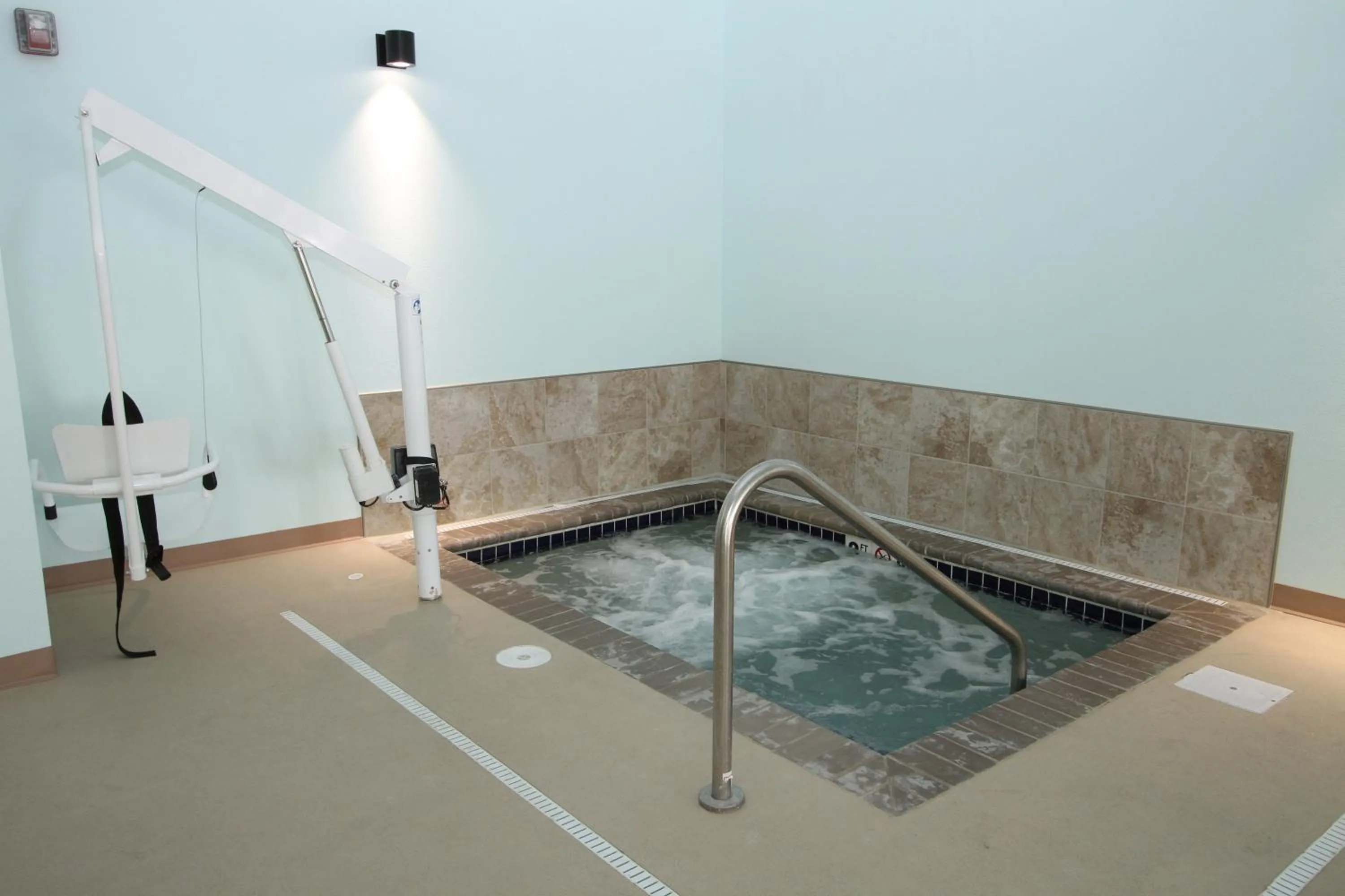 Swimming pool in Bowman Lodge & Convention Center