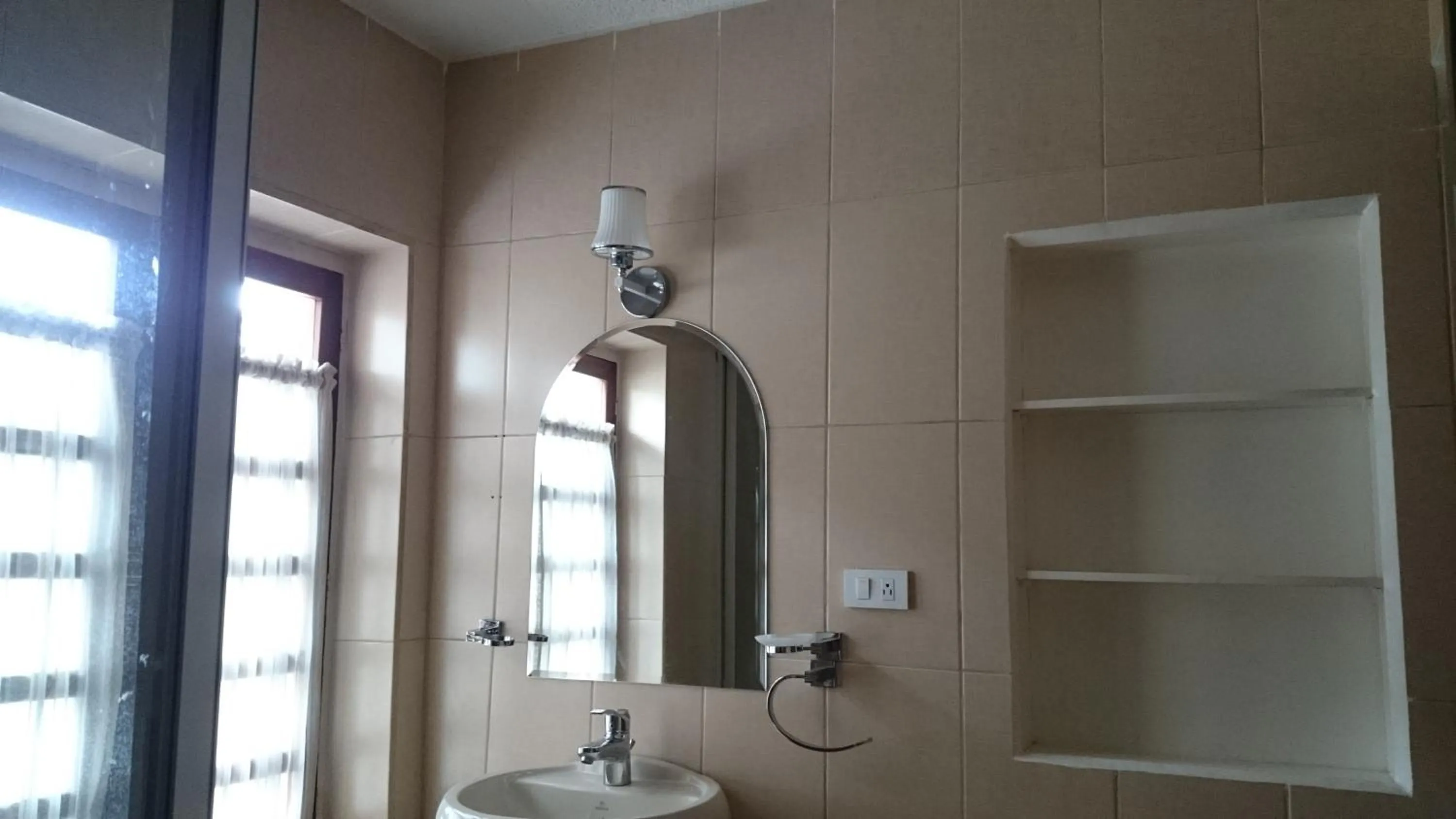 Bathroom in Hotel + Arte