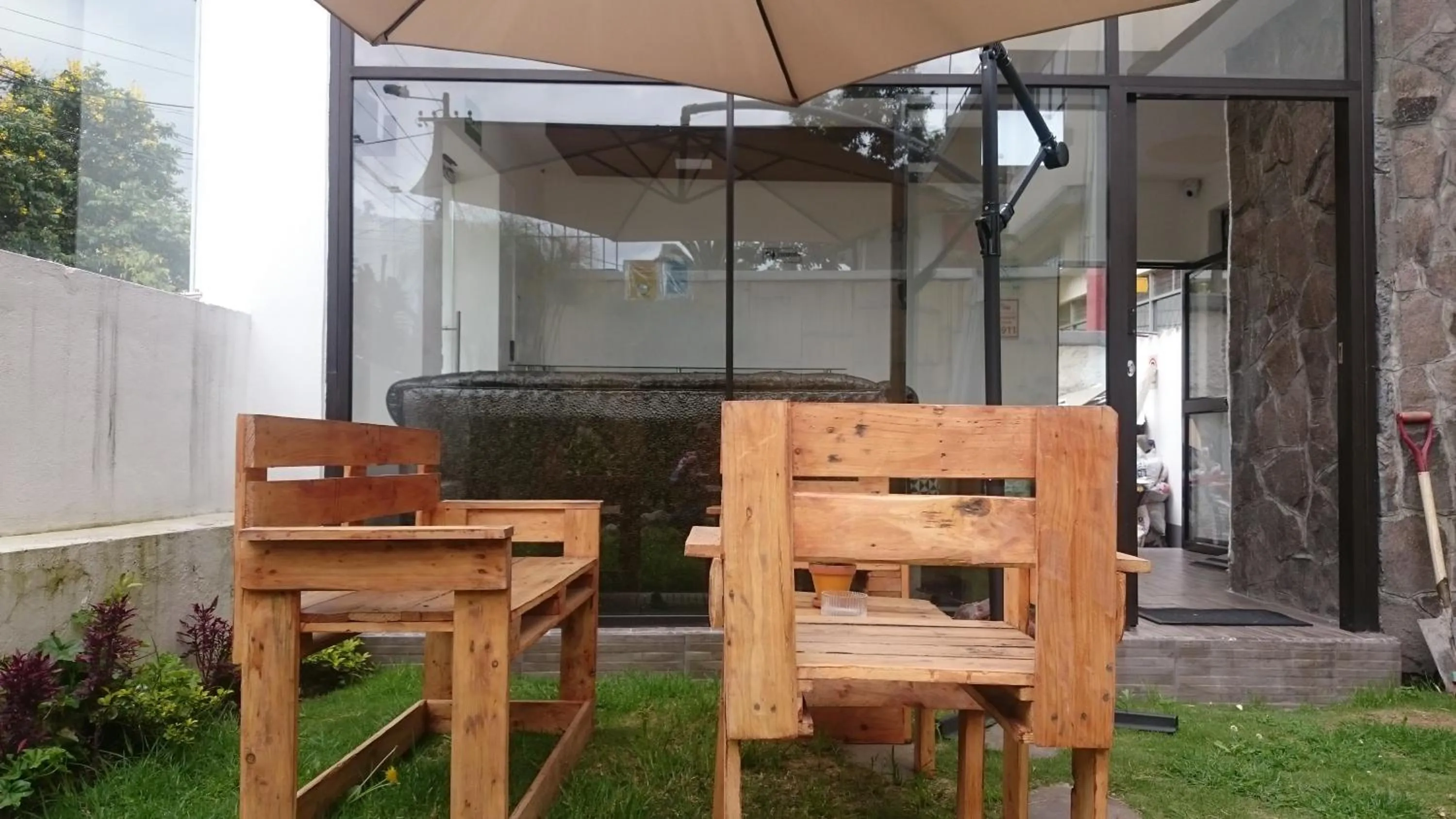 Garden in Hotel + Arte