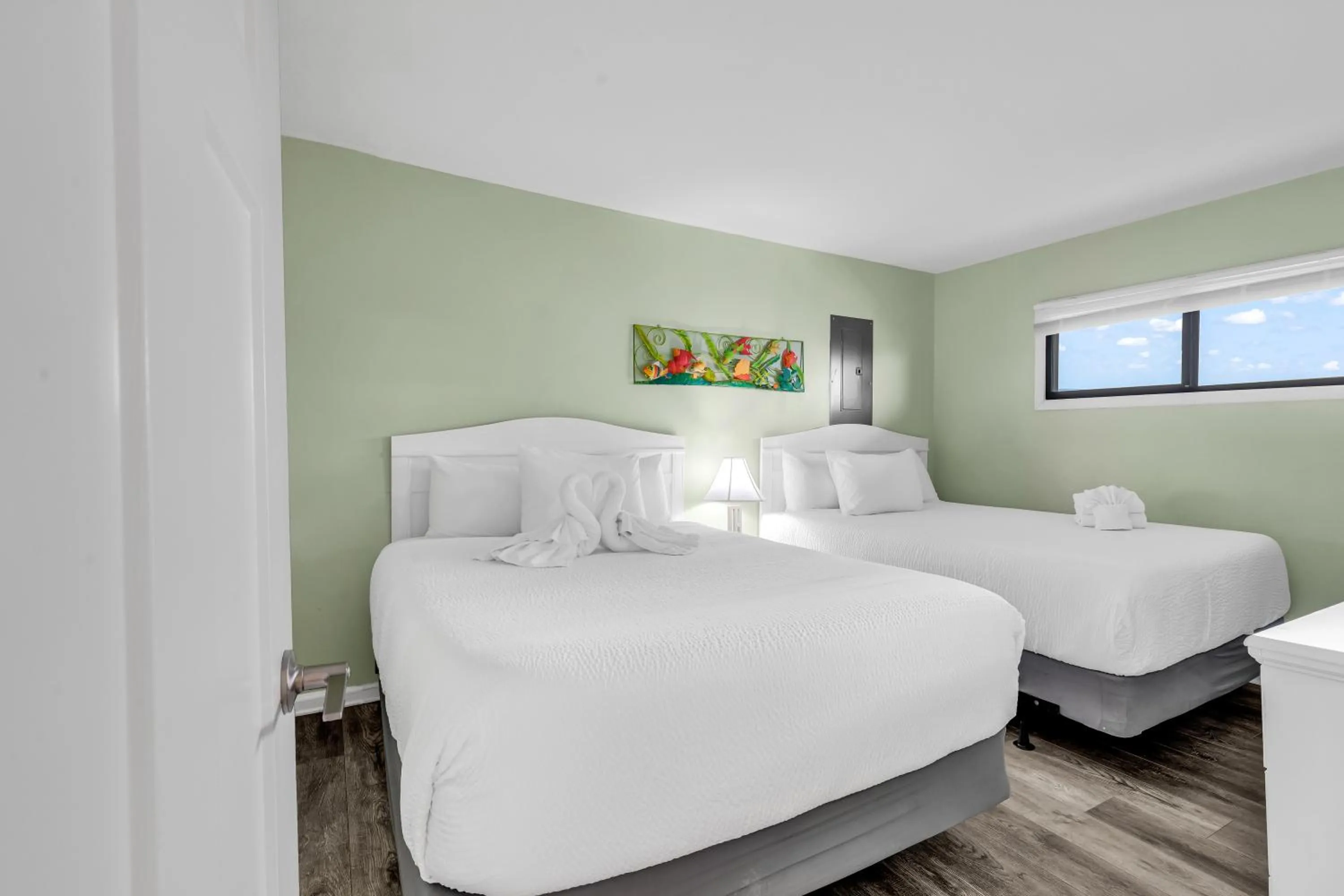 Bedroom, Bed in Oceanfront condo Steps to the beach w No Resort Fees