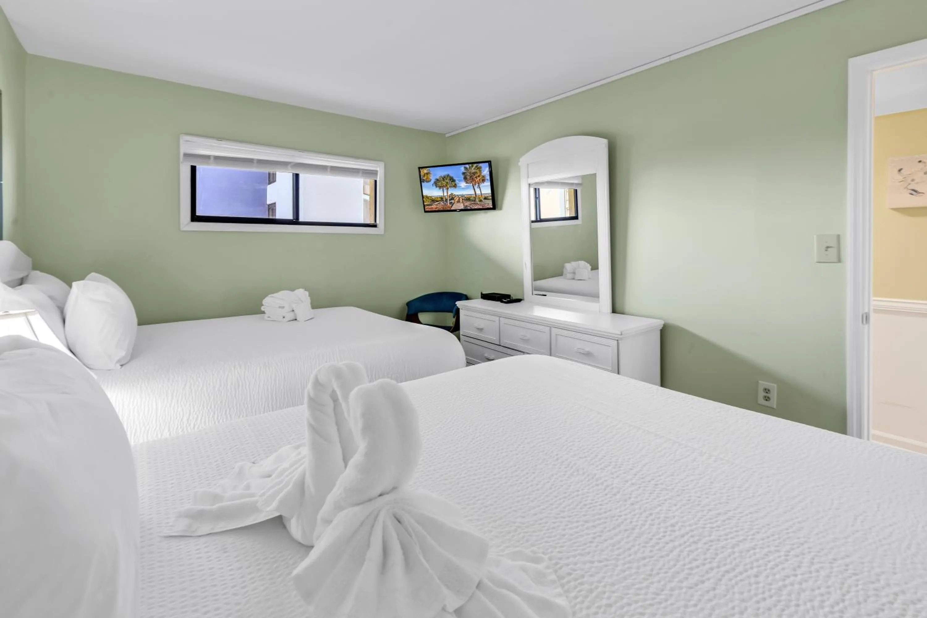 Bedroom, Bed in Oceanfront condo Steps to the beach w No Resort Fees