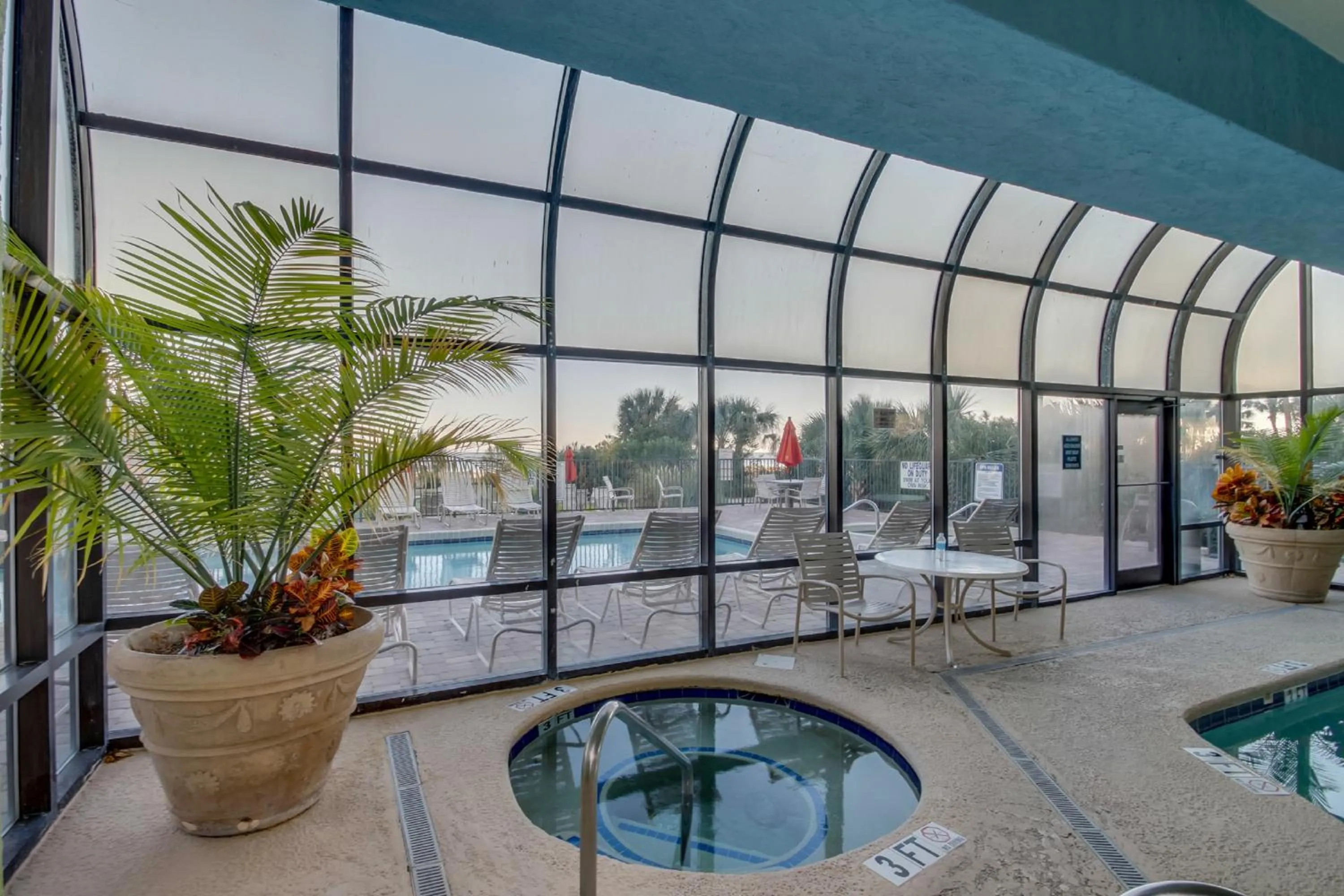 Swimming pool in Oceanfront condo Steps to the beach w No Resort Fees