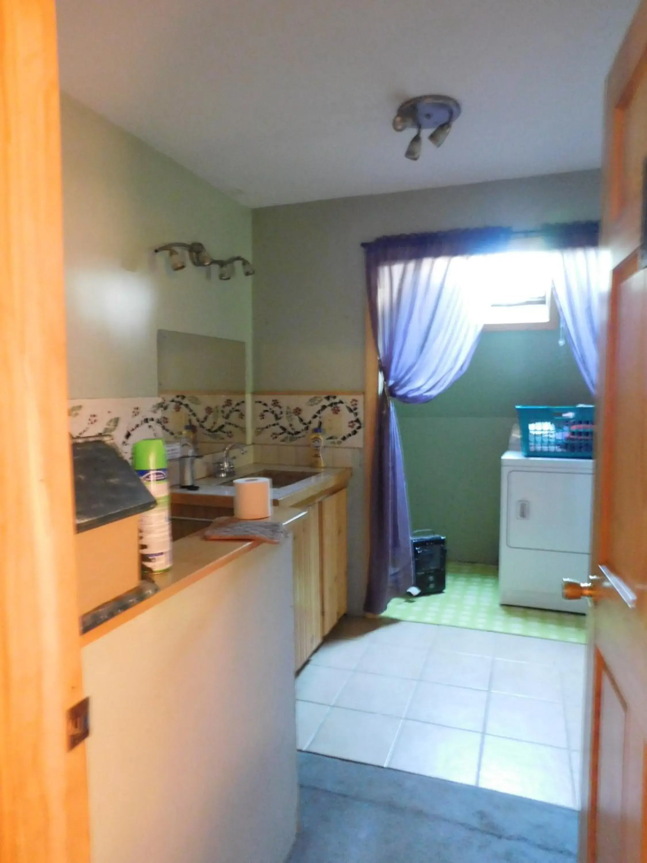 Shower, Bed in No View Farm Shower, Bed in No View Farm