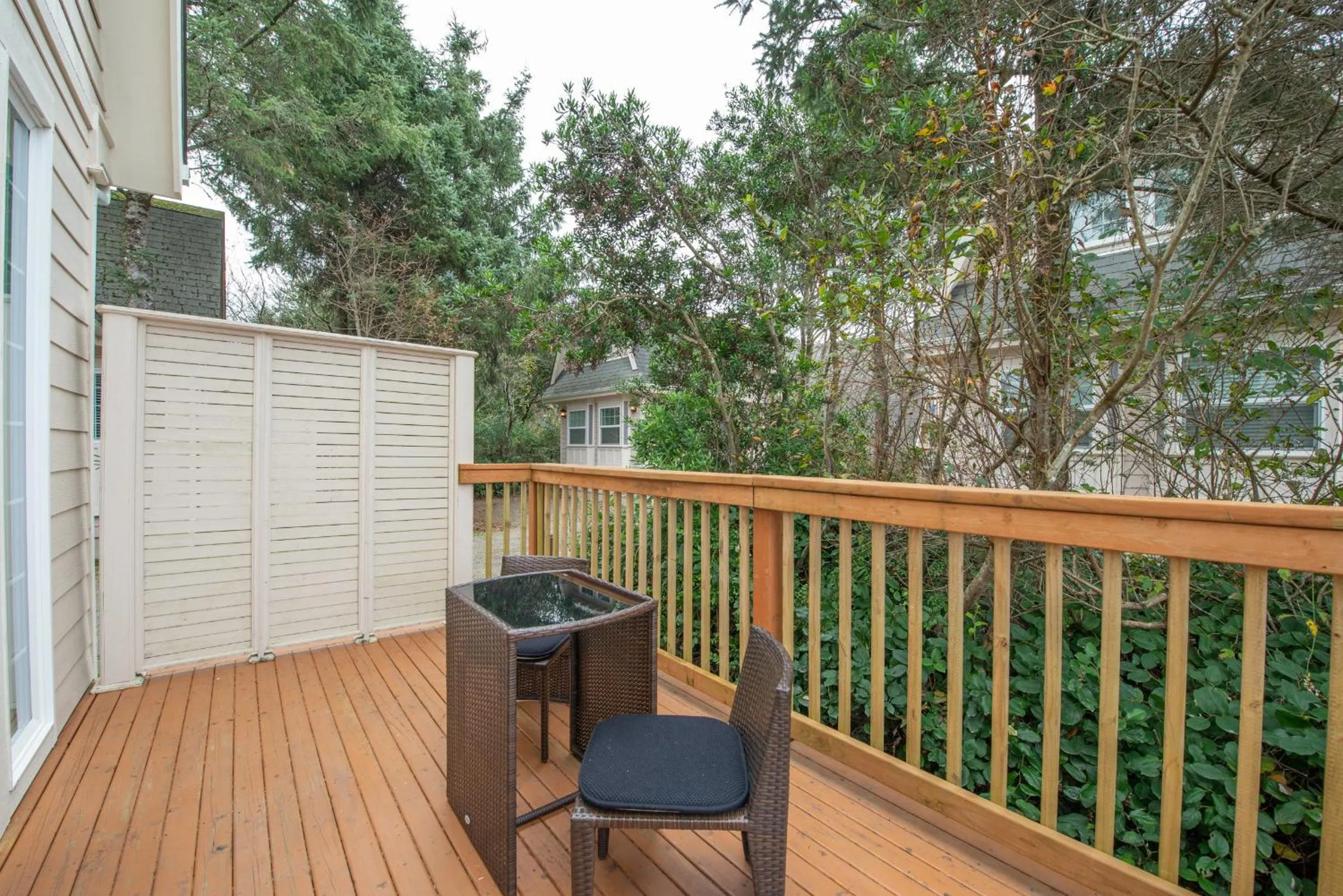 Patio in Sea Breeze Cottages