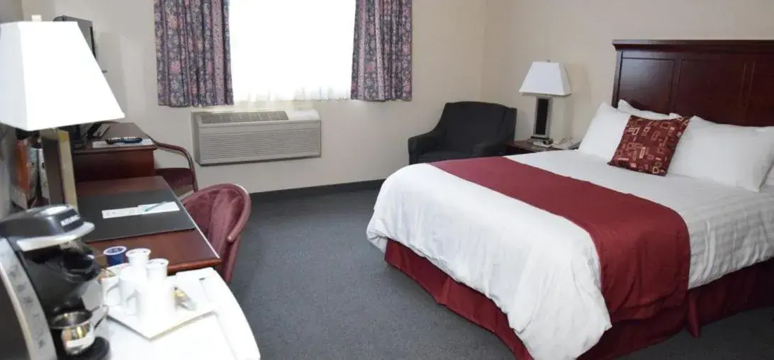 Queen Room - Disability Access in Lakeland Inn Hotel Queen Room - Disability Access in Lakeland Inn Hotel